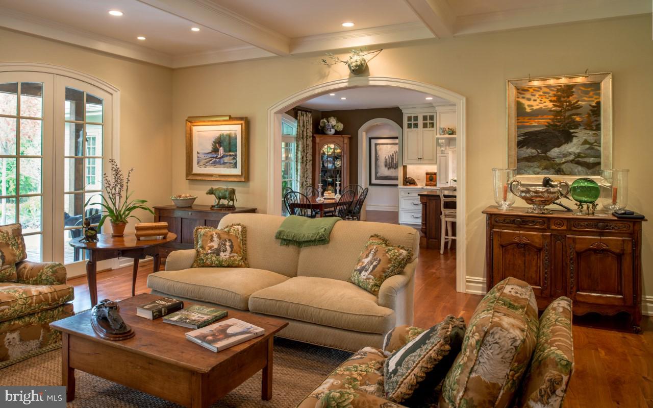 CHADDS FORD - Residential