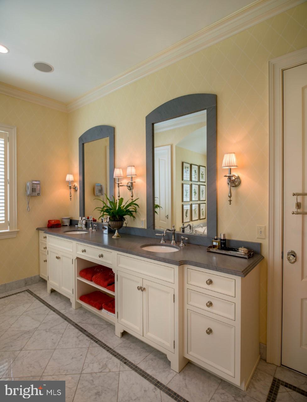 CHADDS FORD - Residential