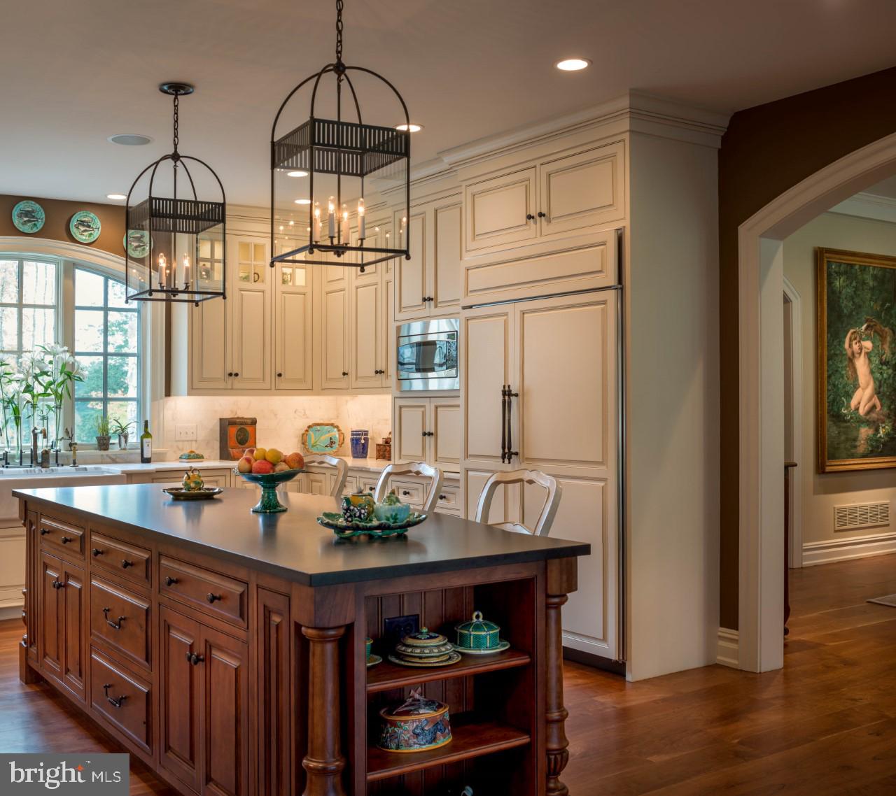 CHADDS FORD - Residential