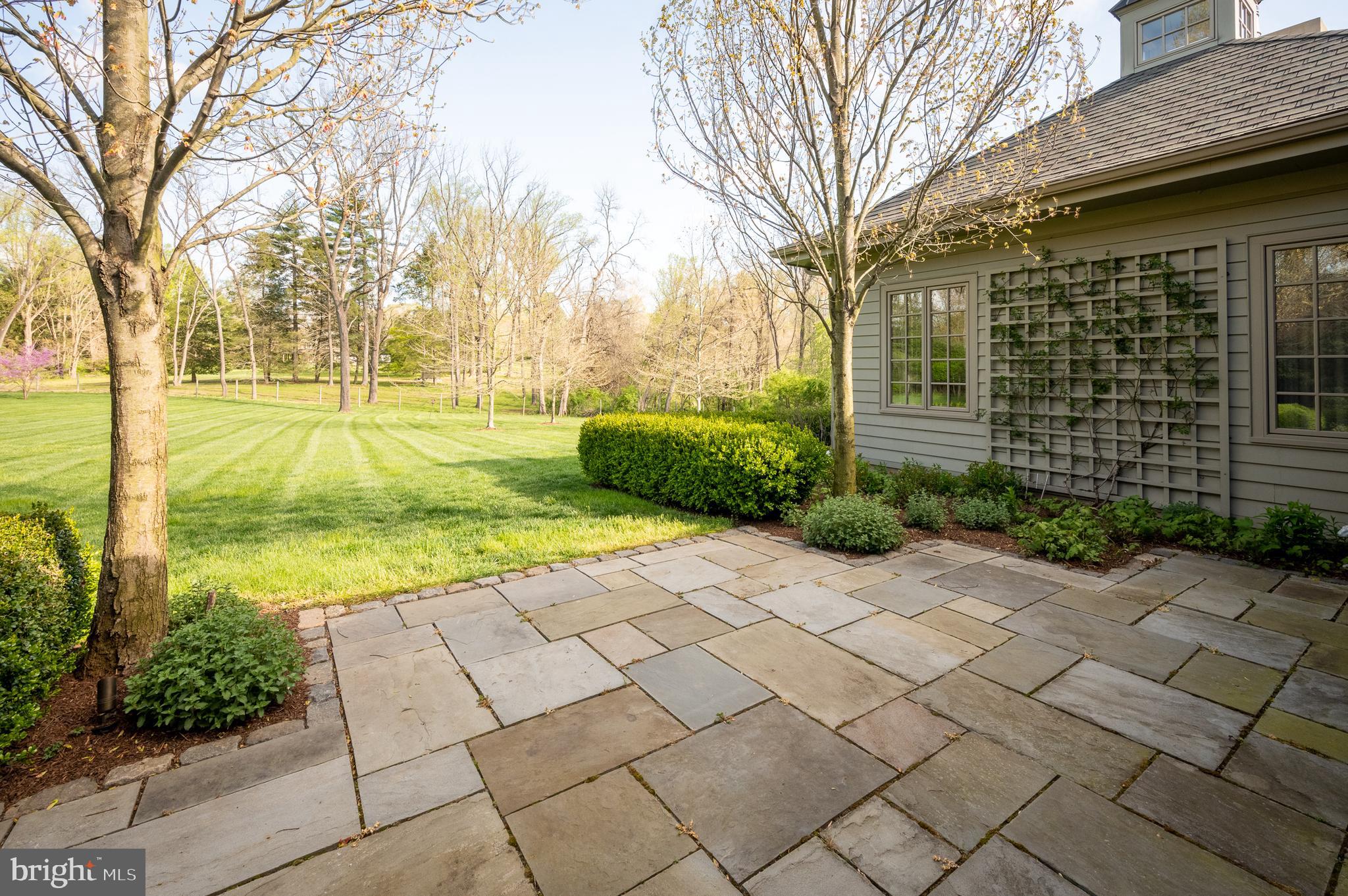 CHADDS FORD - Residential