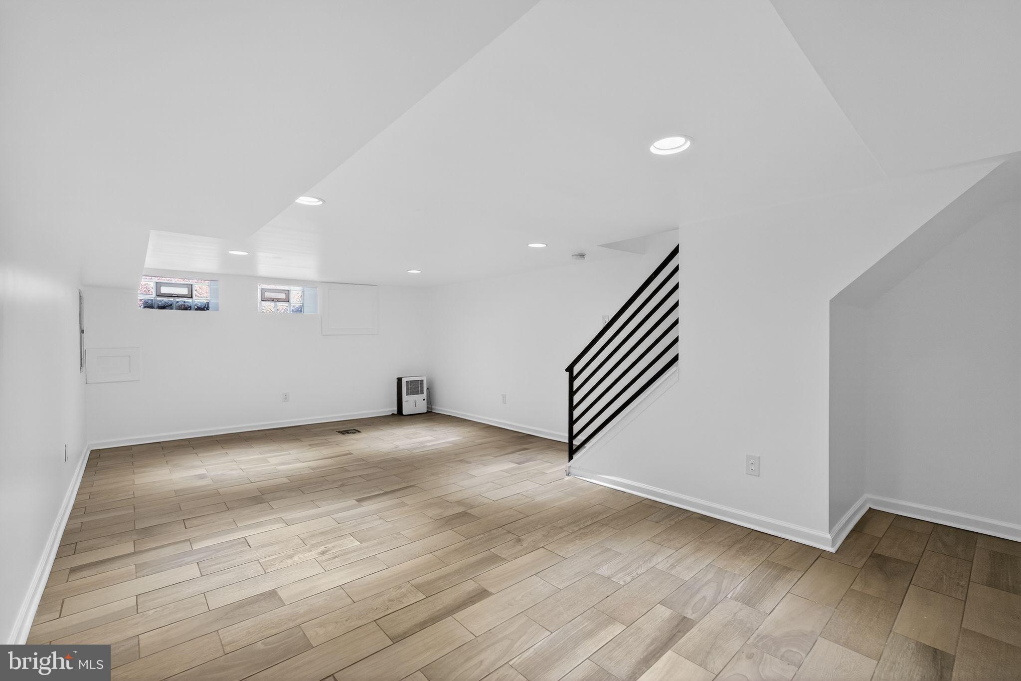 NEWBOLD - Residential