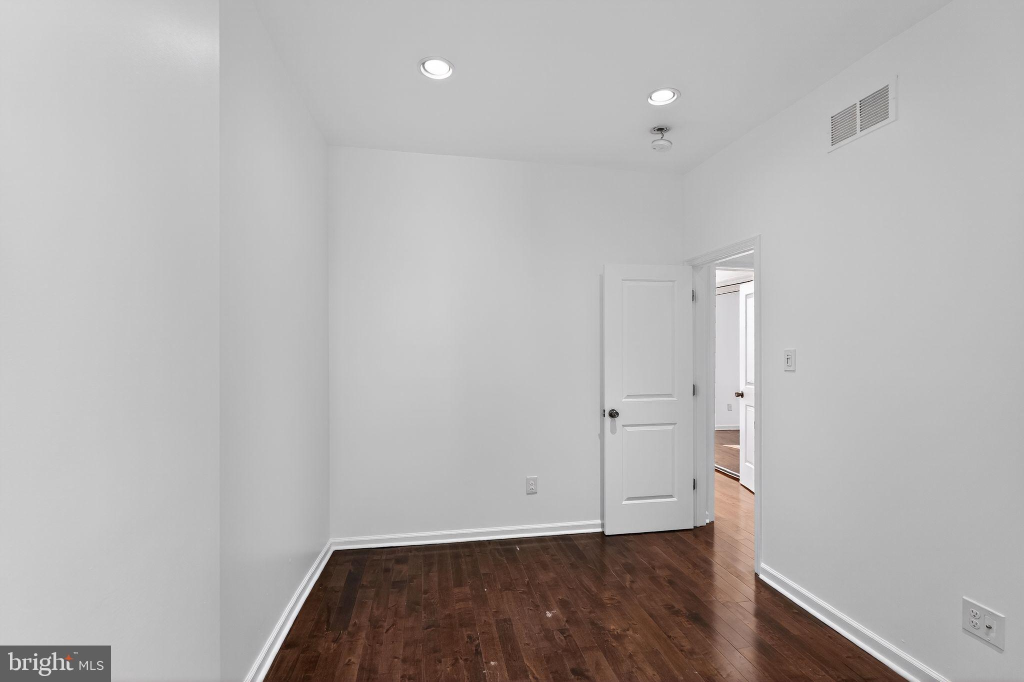 NEWBOLD - Residential