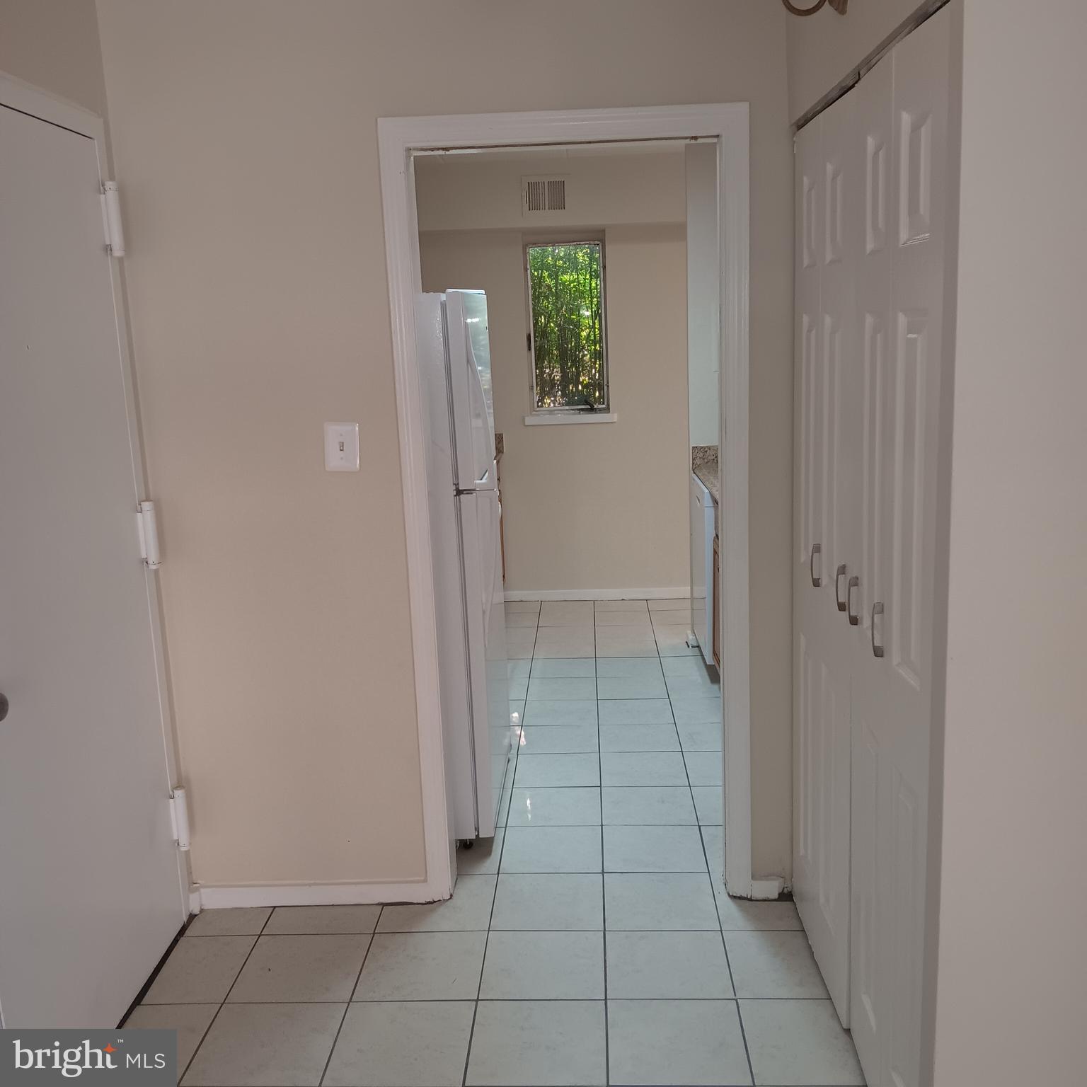 WESTCHESTER WEST - Residential Lease