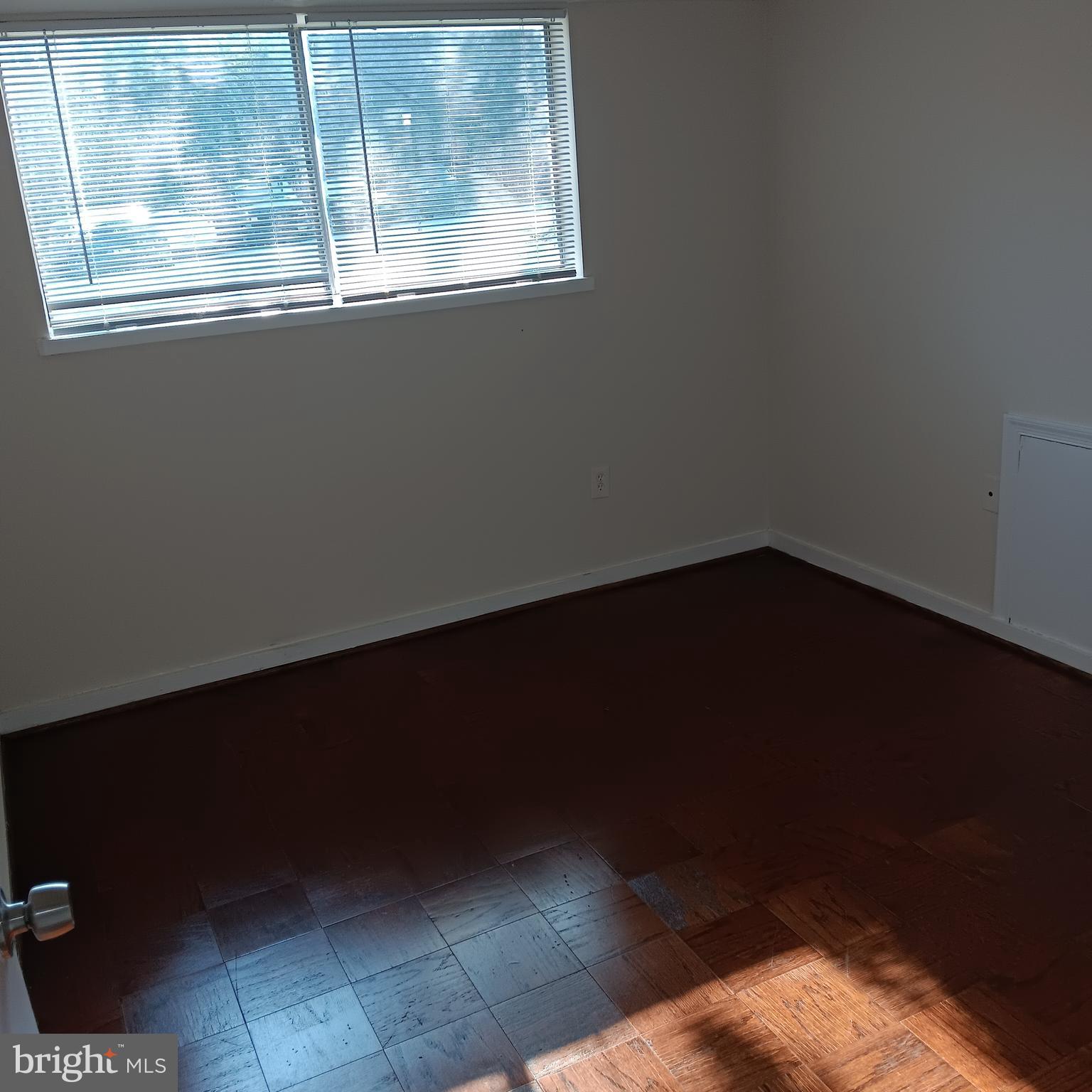 WESTCHESTER WEST - Residential Lease