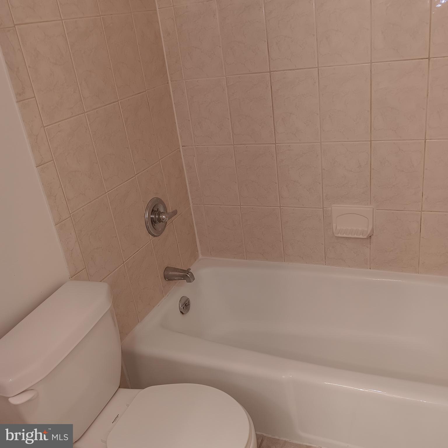 WESTCHESTER WEST - Residential Lease