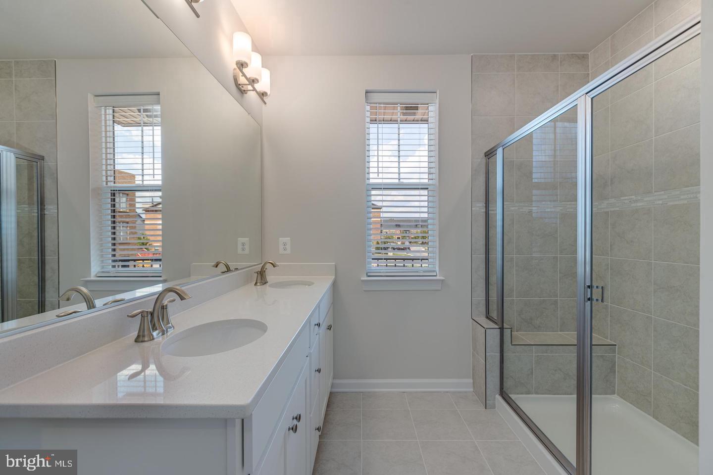 METRO WALK AT MOOREFIELD STATION - Residential Lease