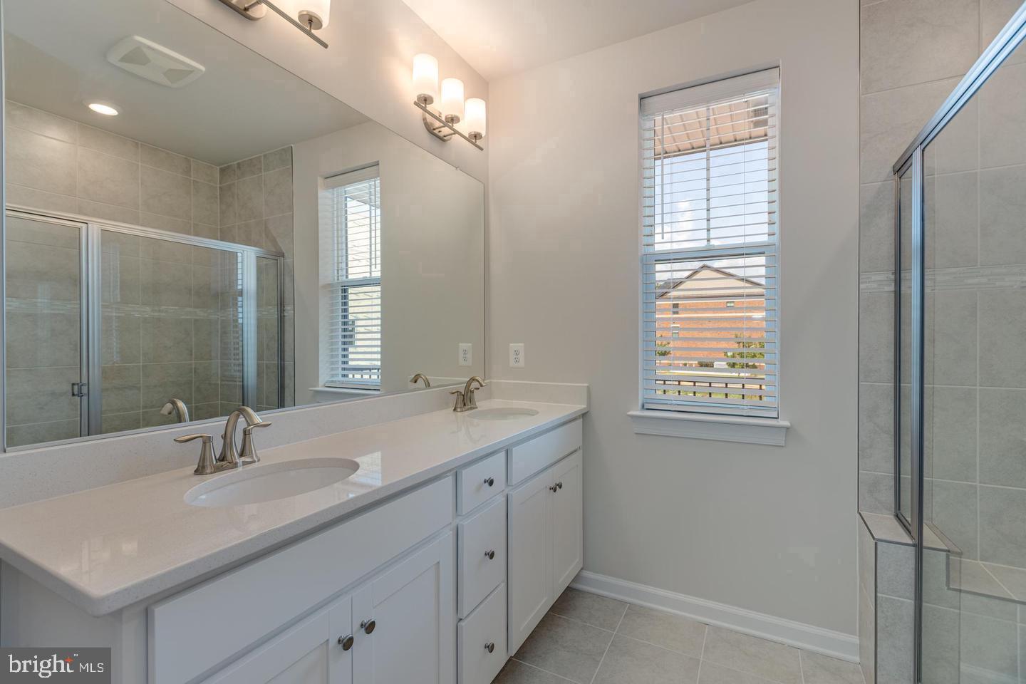 METRO WALK AT MOOREFIELD STATION - Residential Lease