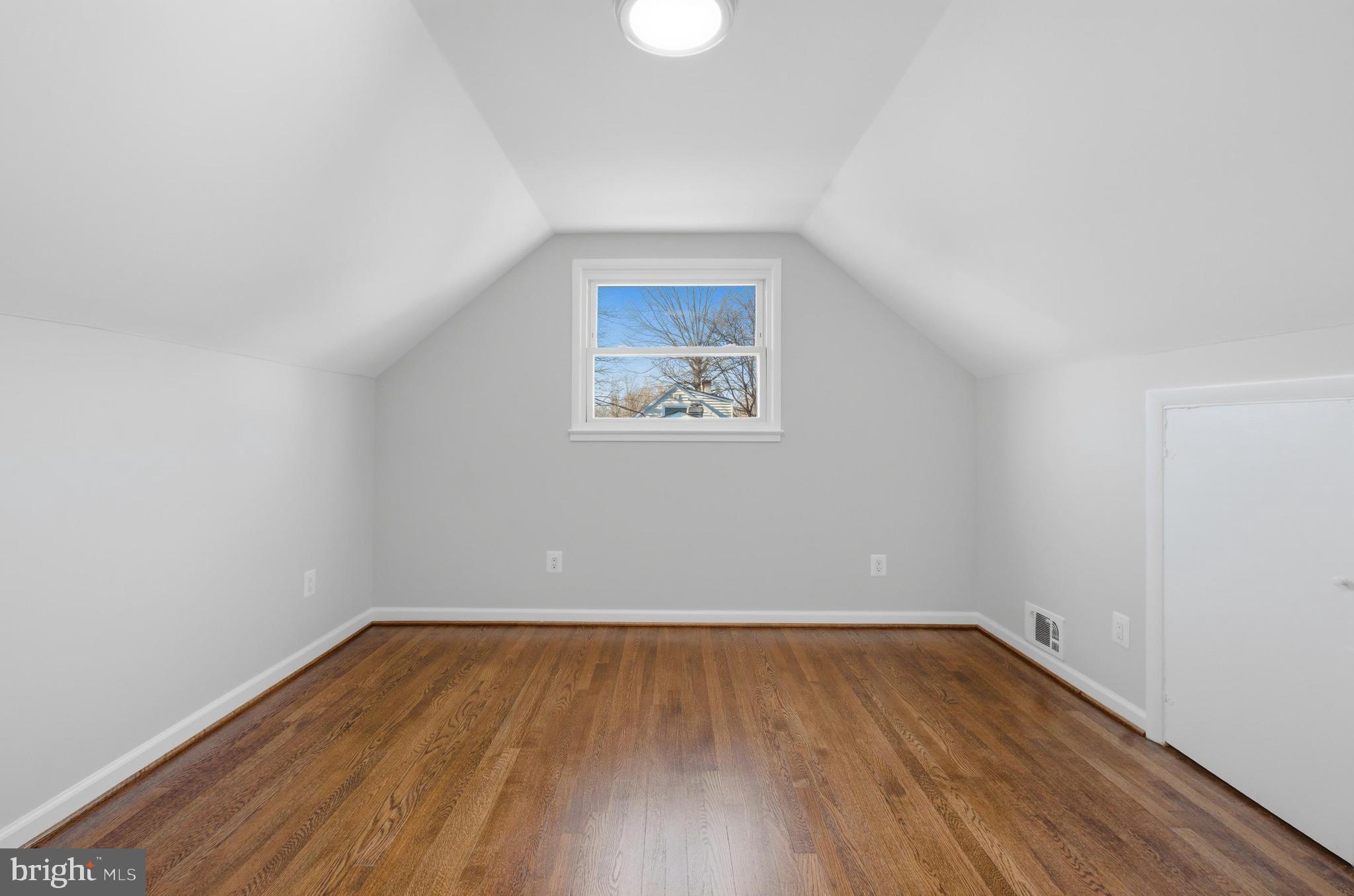 MANASSAS PARK - Residential