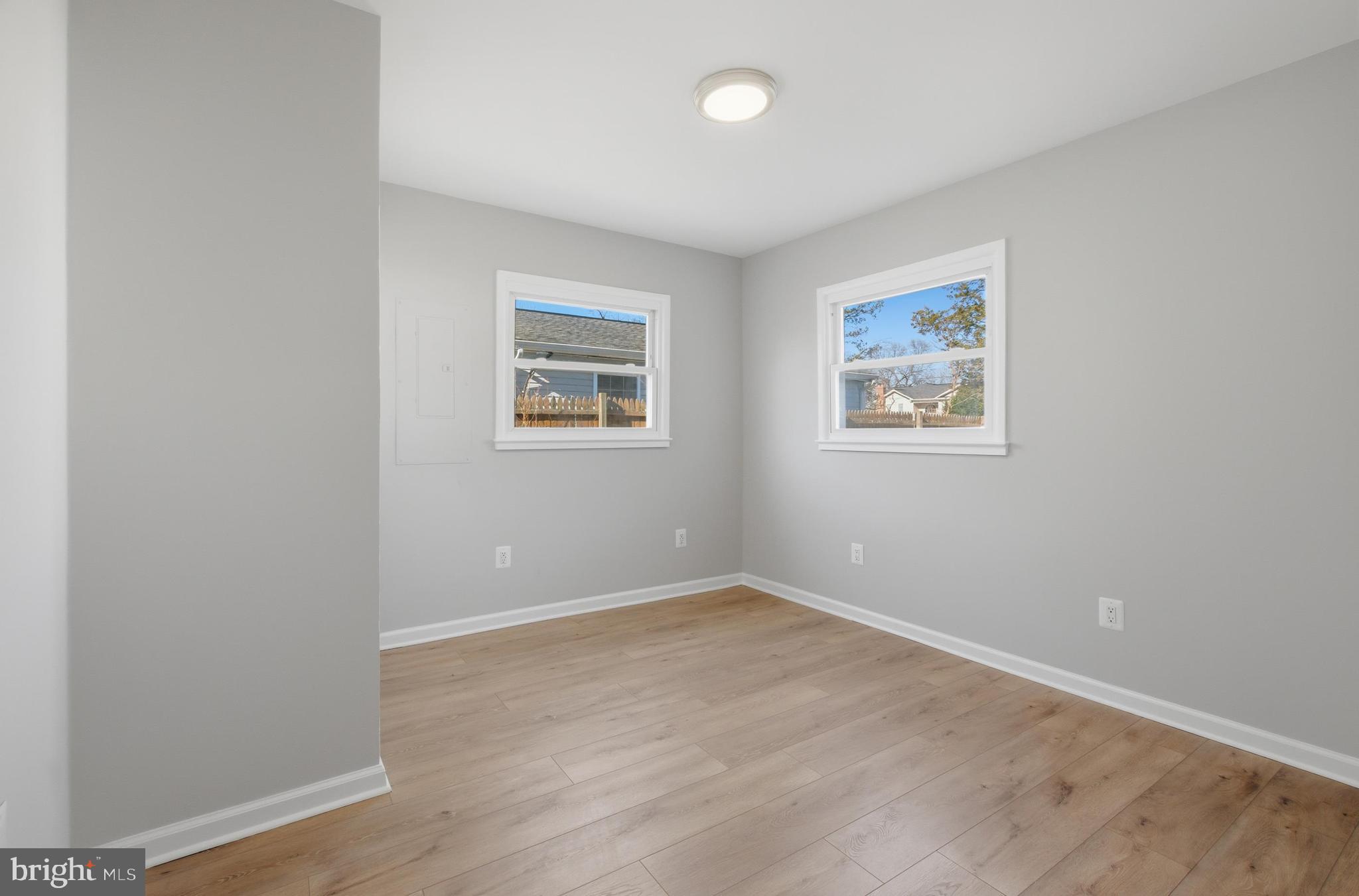 MANASSAS PARK - Residential