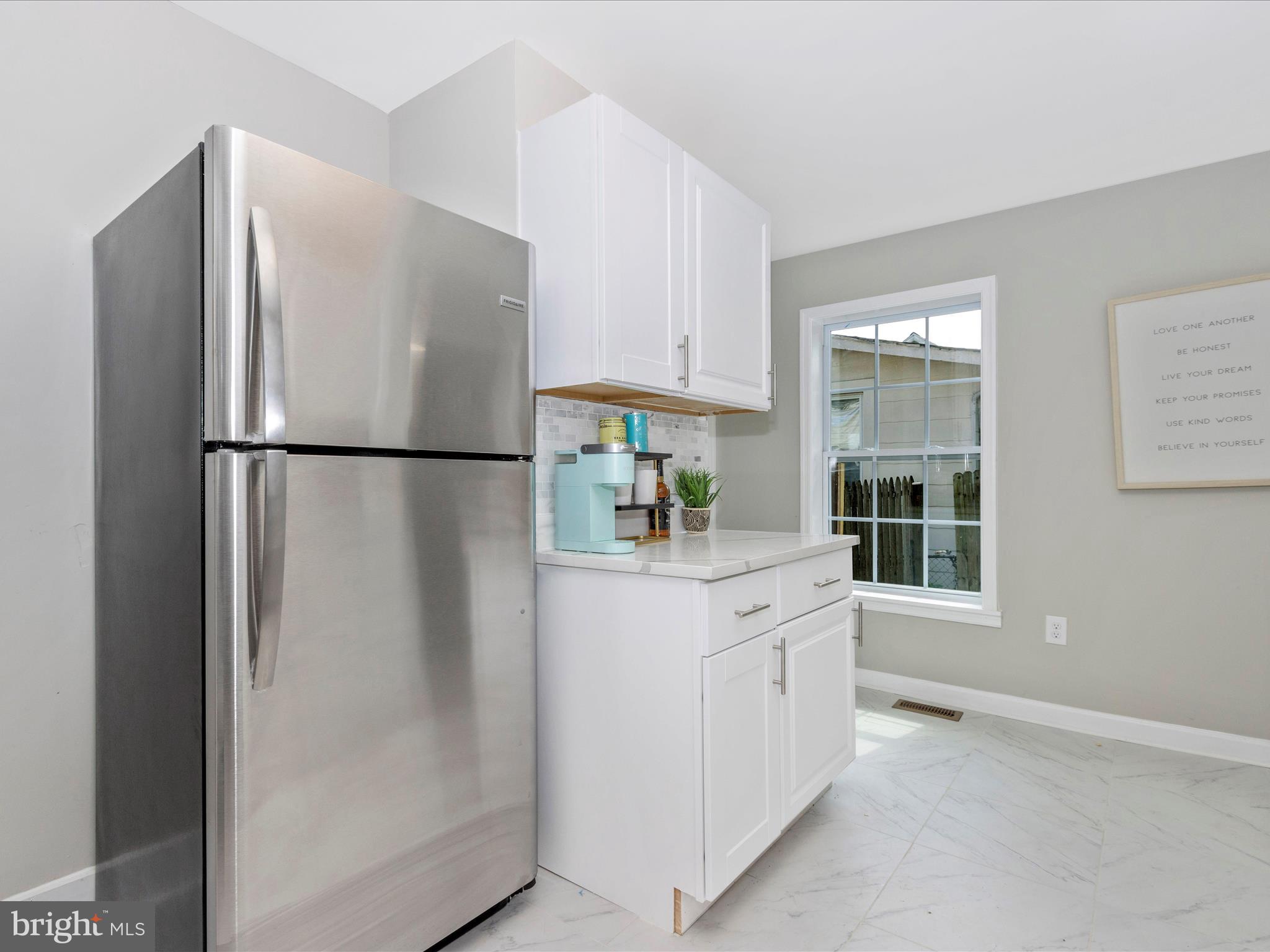 EDGEMONT - Residential