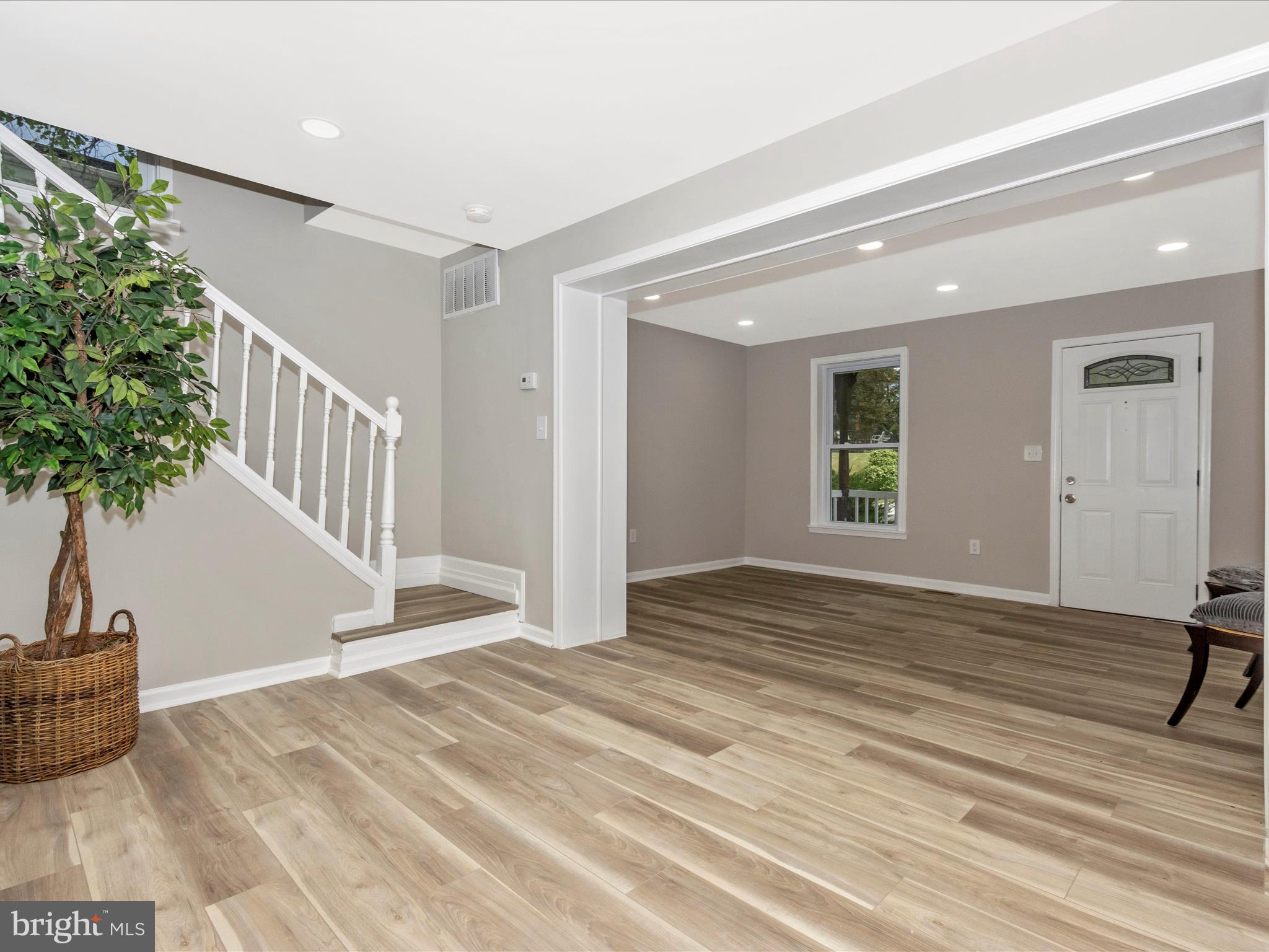 EDGEMONT - Residential