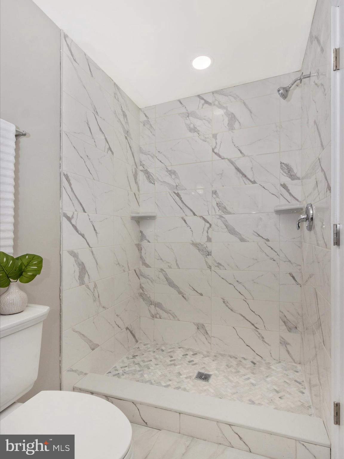 EDGEMONT - Residential