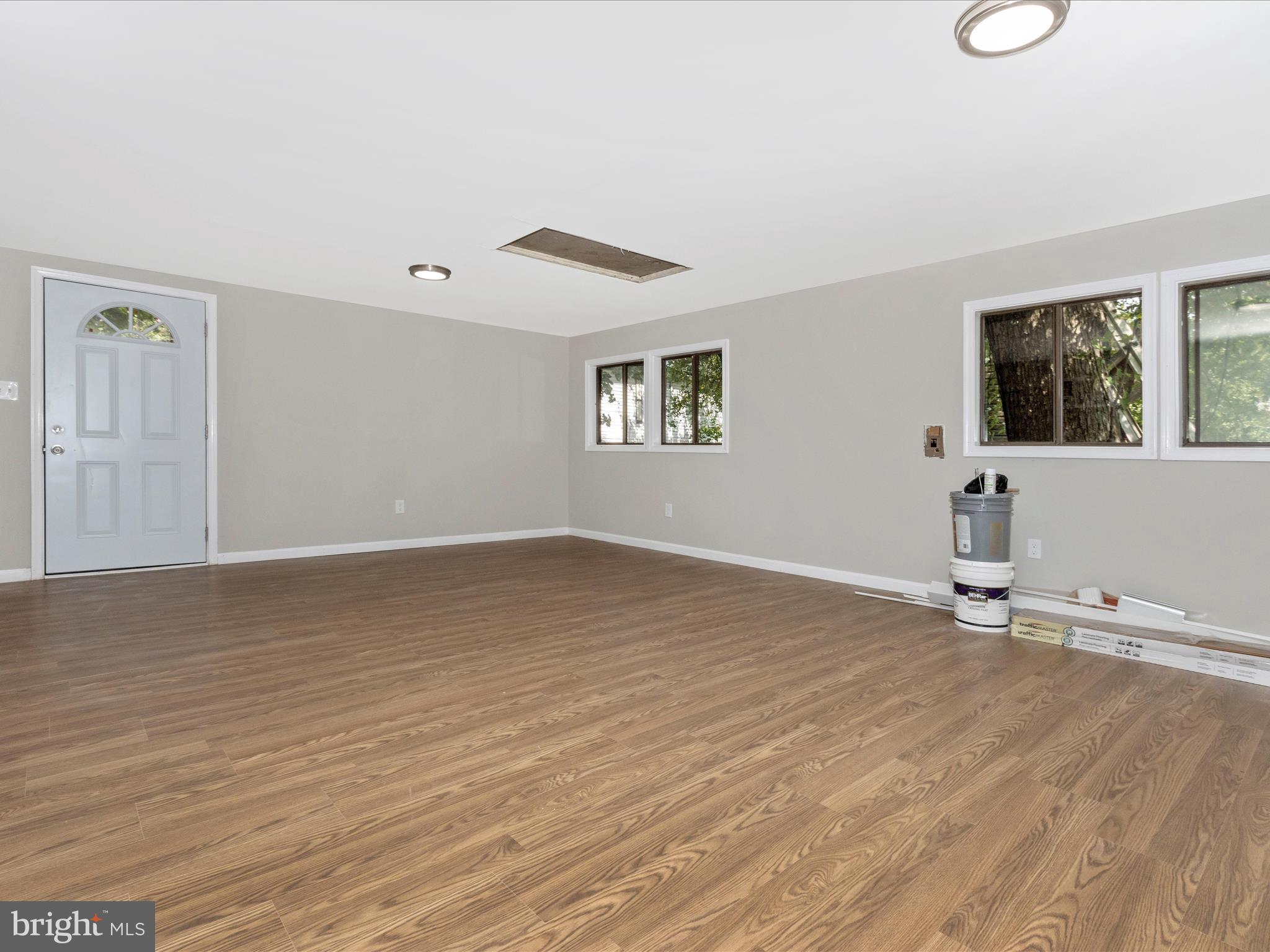 EDGEMONT - Residential