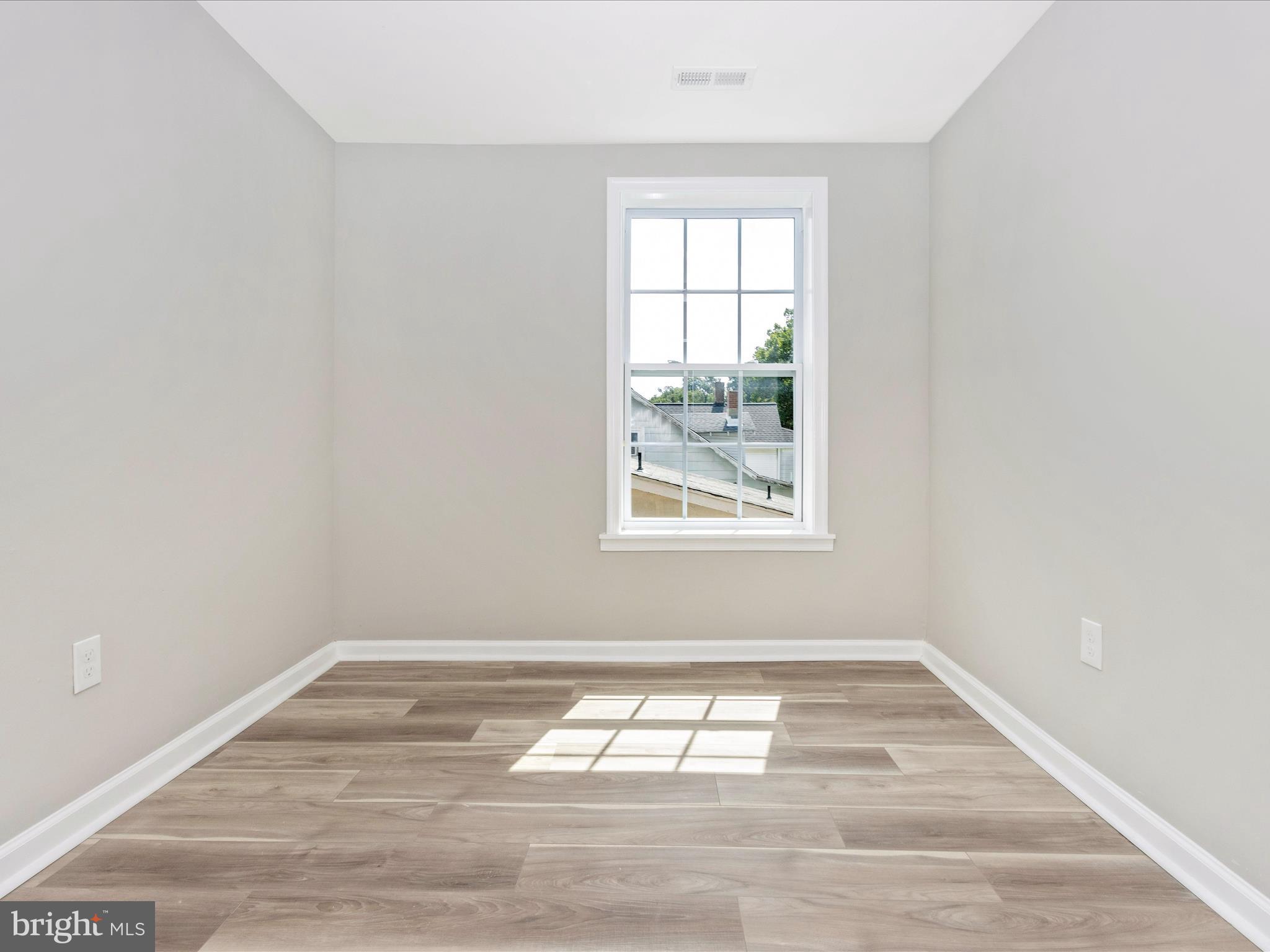 EDGEMONT - Residential