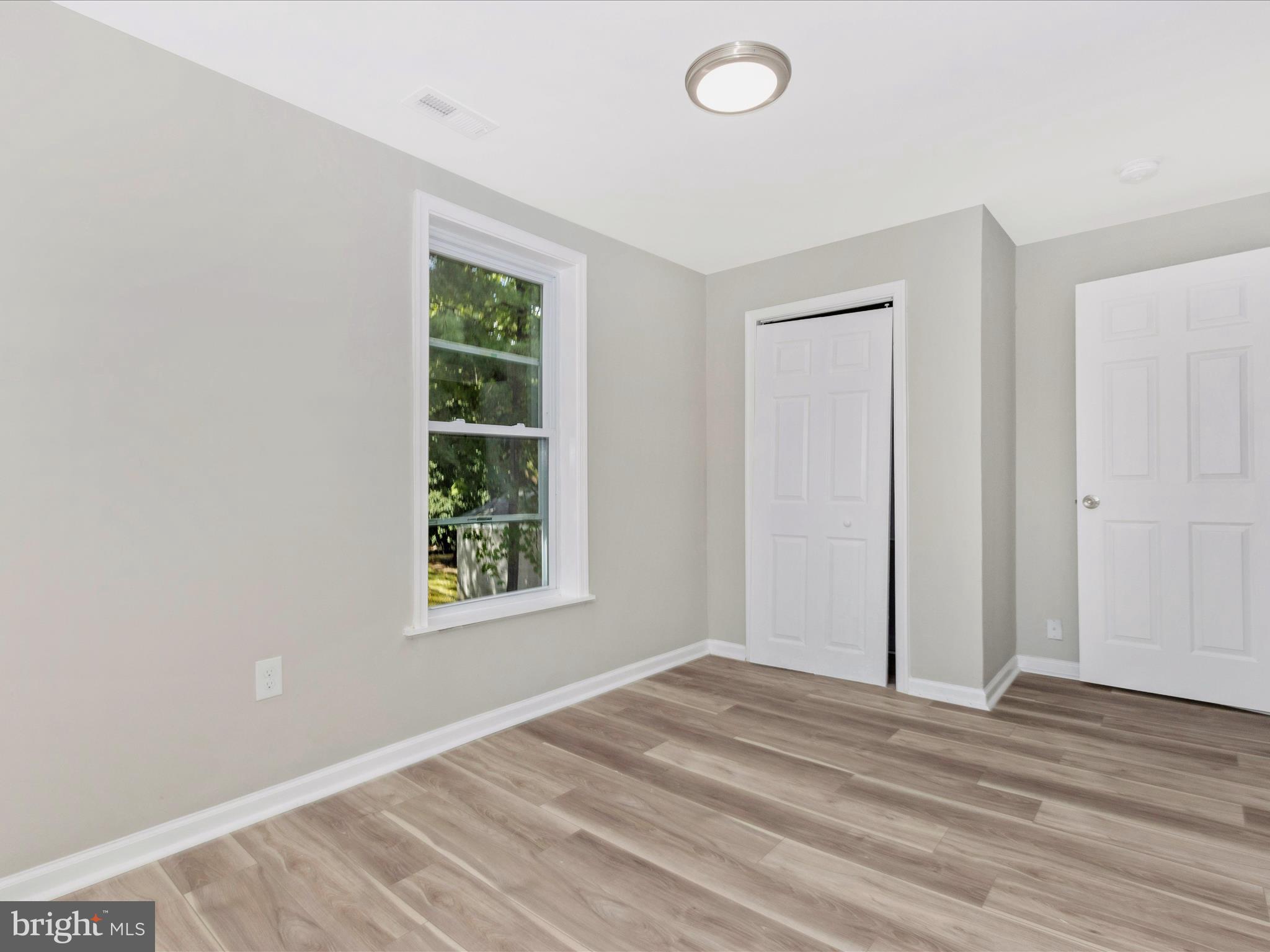 EDGEMONT - Residential