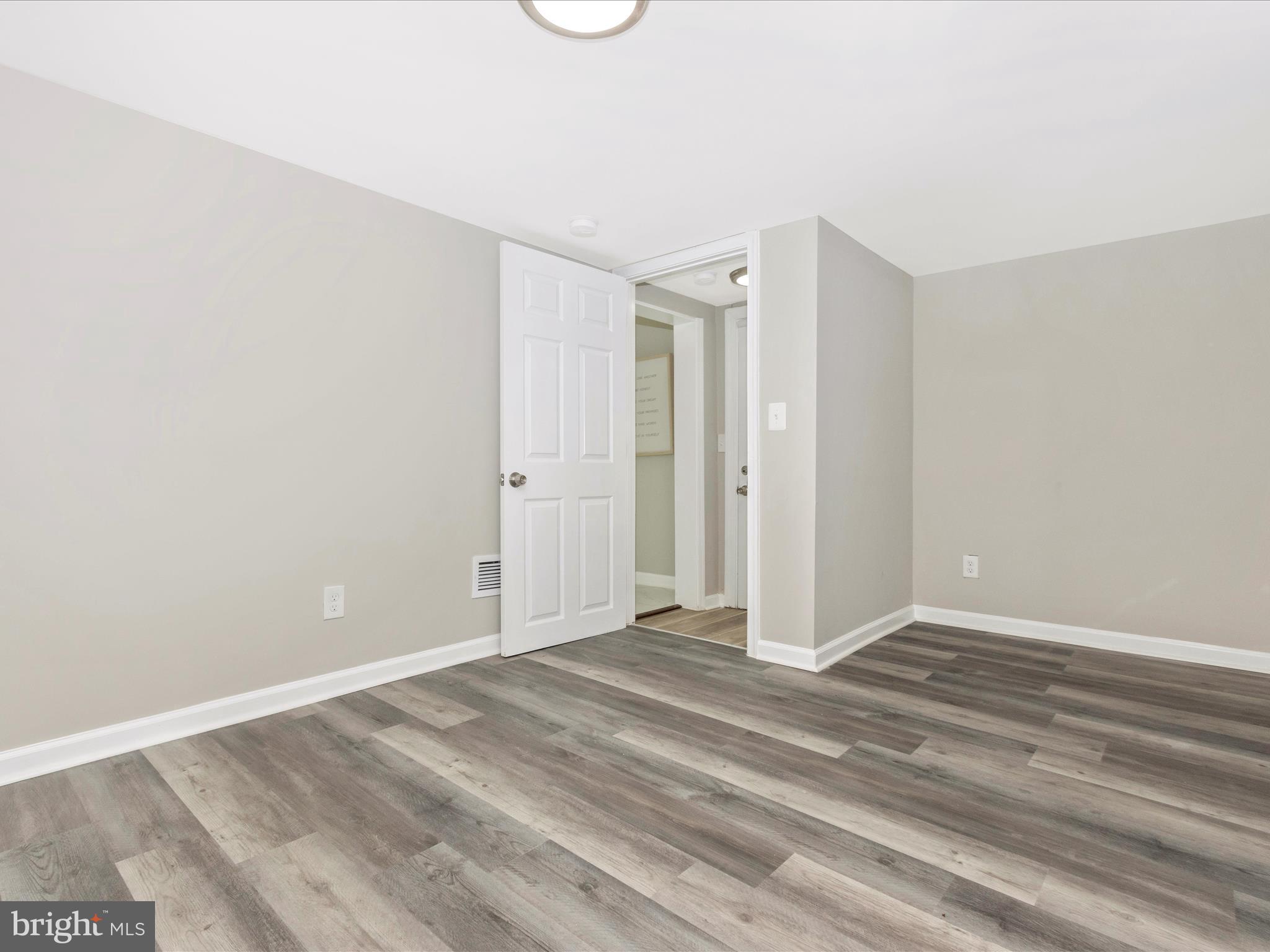 EDGEMONT - Residential