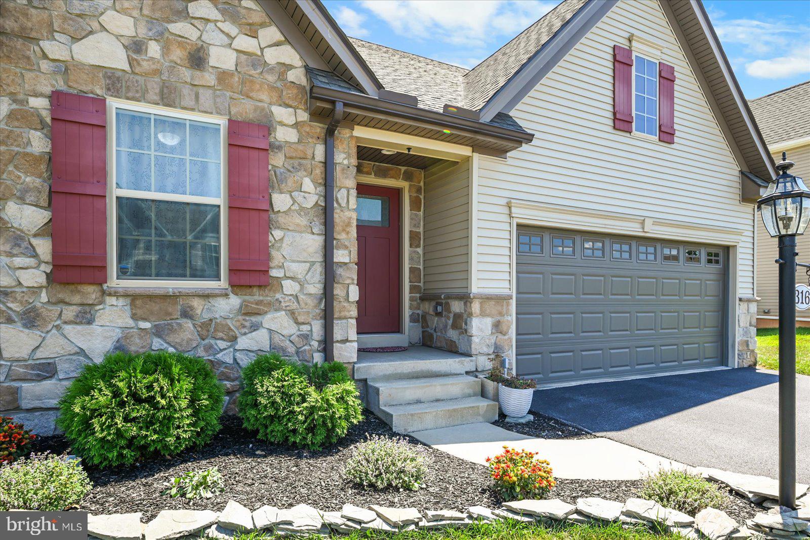 316 HOLLYHOCK DRIVE