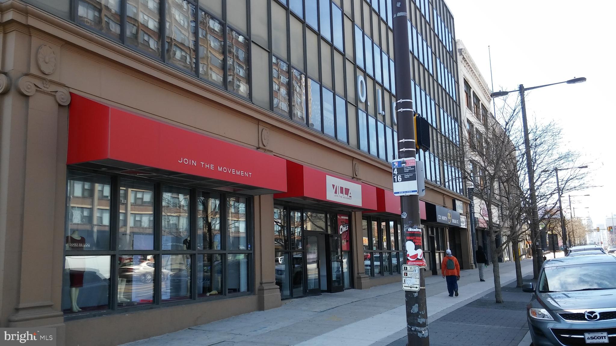 YORKTOWN - Commercial Sale