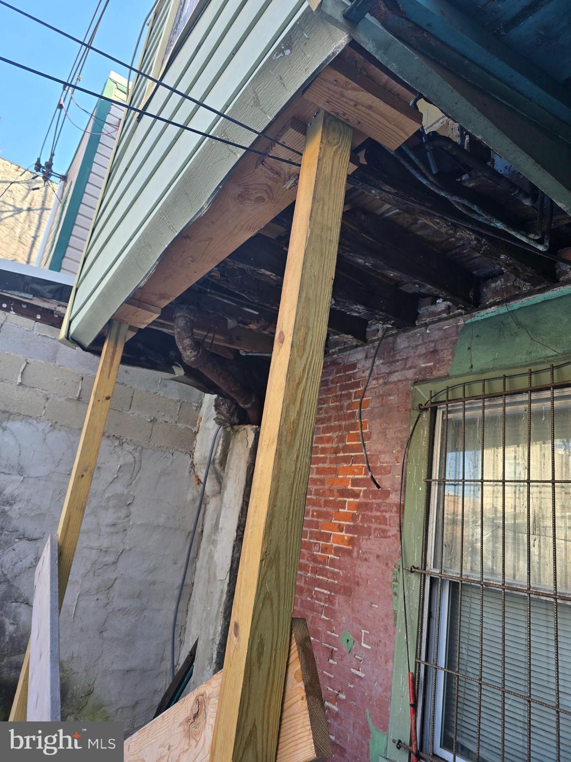 STRAWBERRY MANSION - Residential