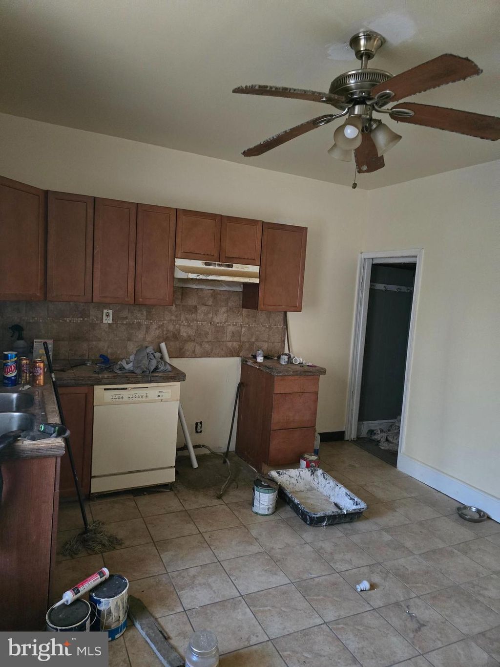 Photo of 2337 W Sergeant Street, PHILADELPHIA, PA 19132 (MLS # PAPH2588488)