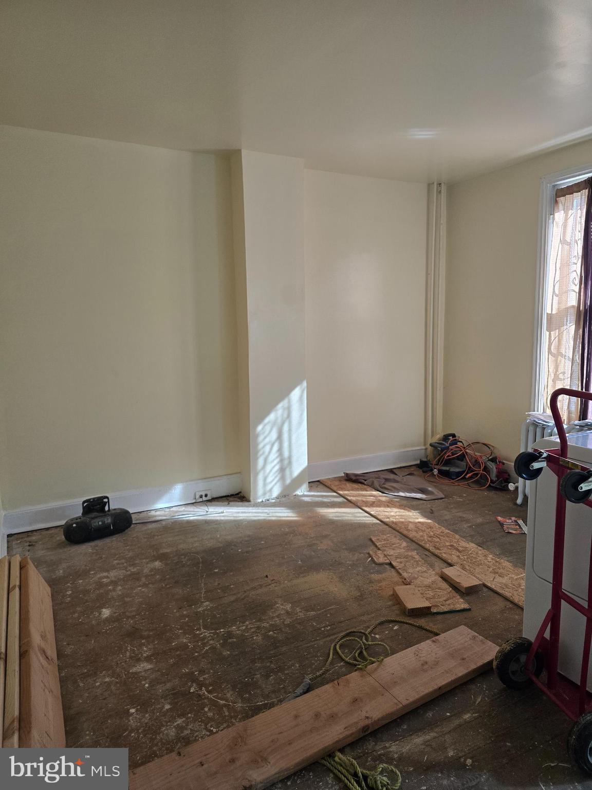 STRAWBERRY MANSION - Residential