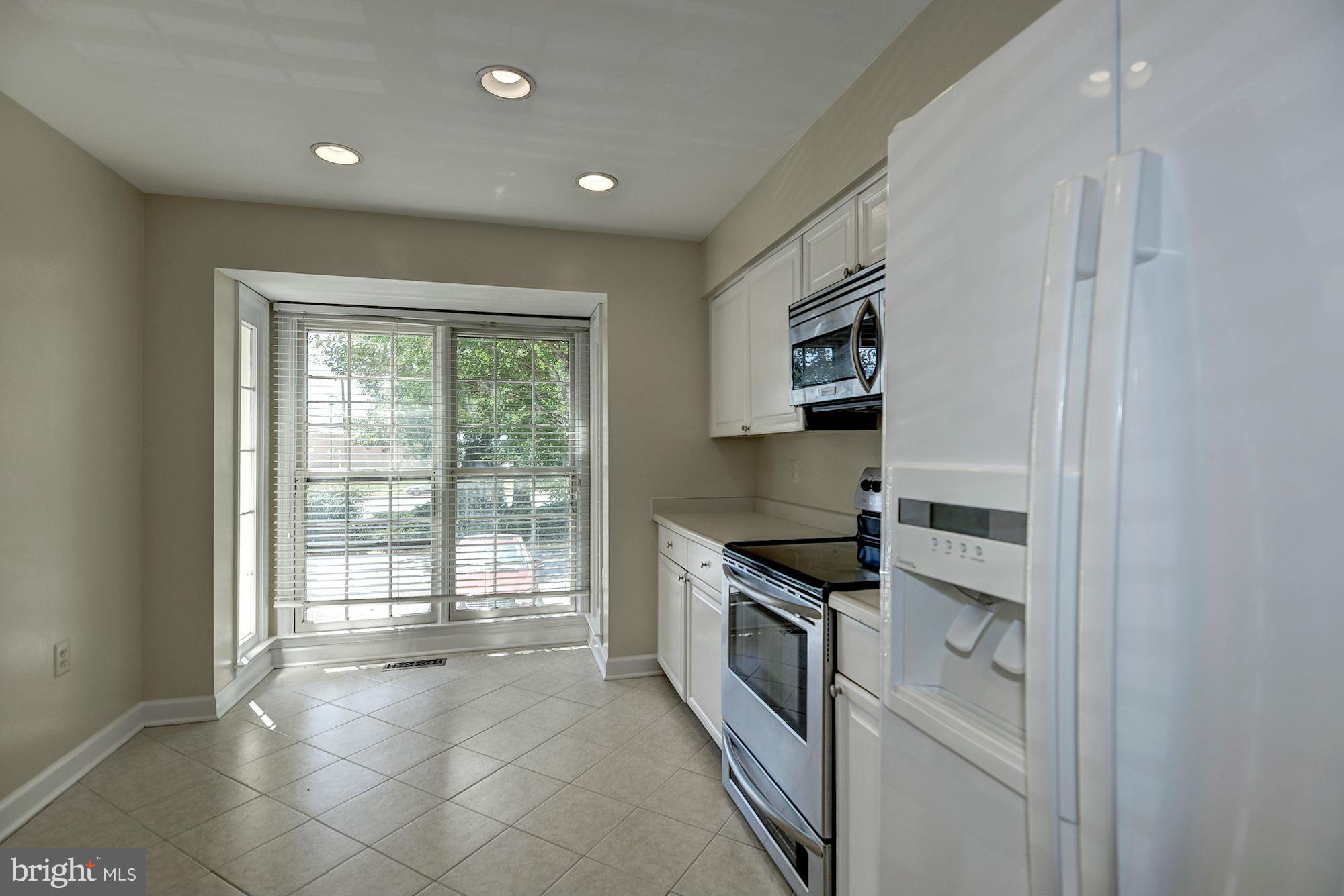 WELLINGTON COMMONS - Residential