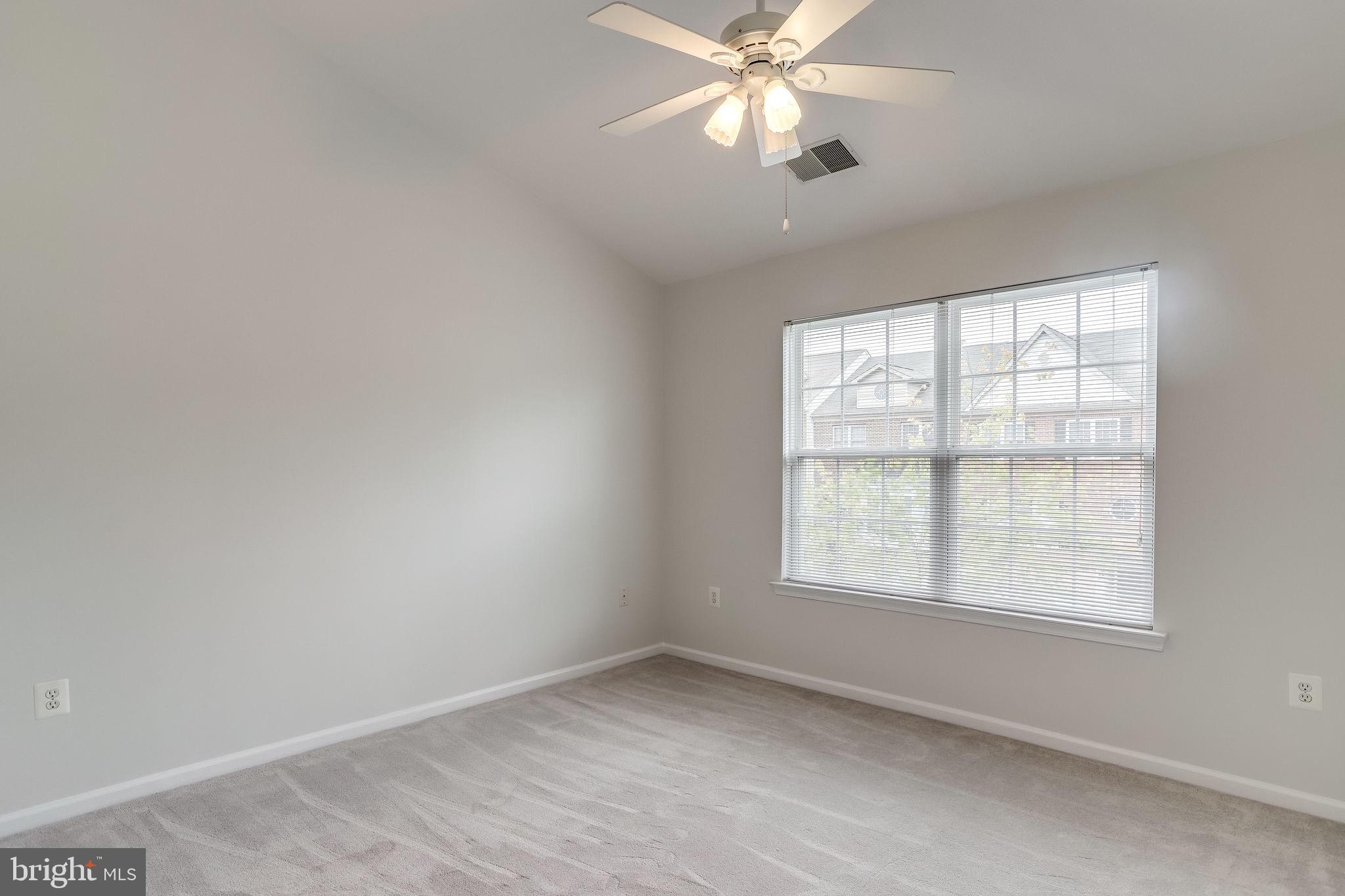 KINGSTOWNE - Residential