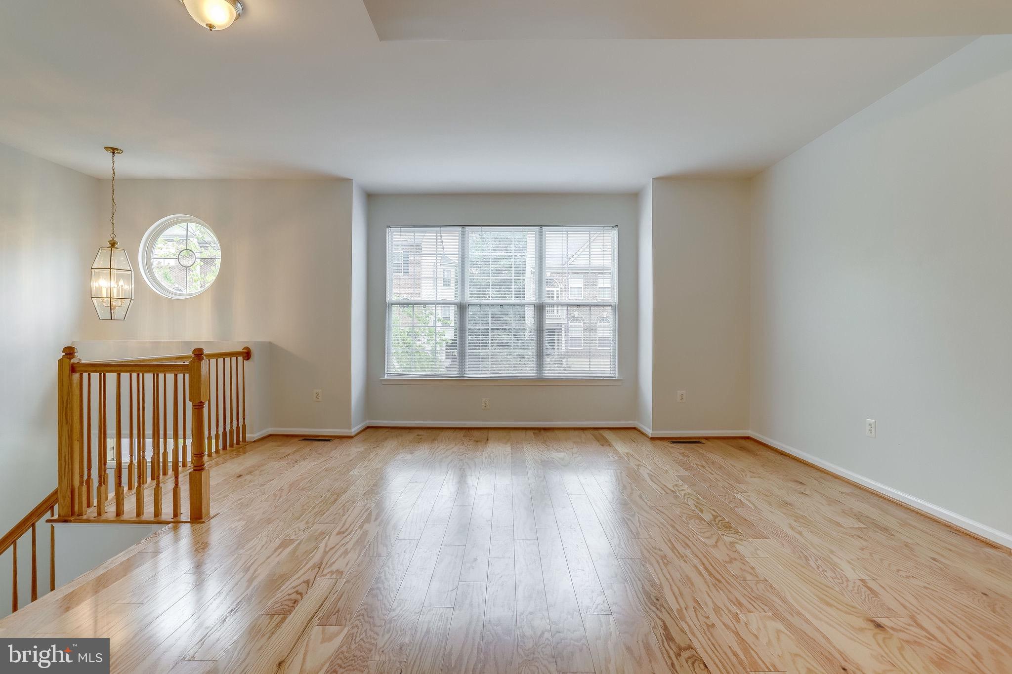 KINGSTOWNE - Residential