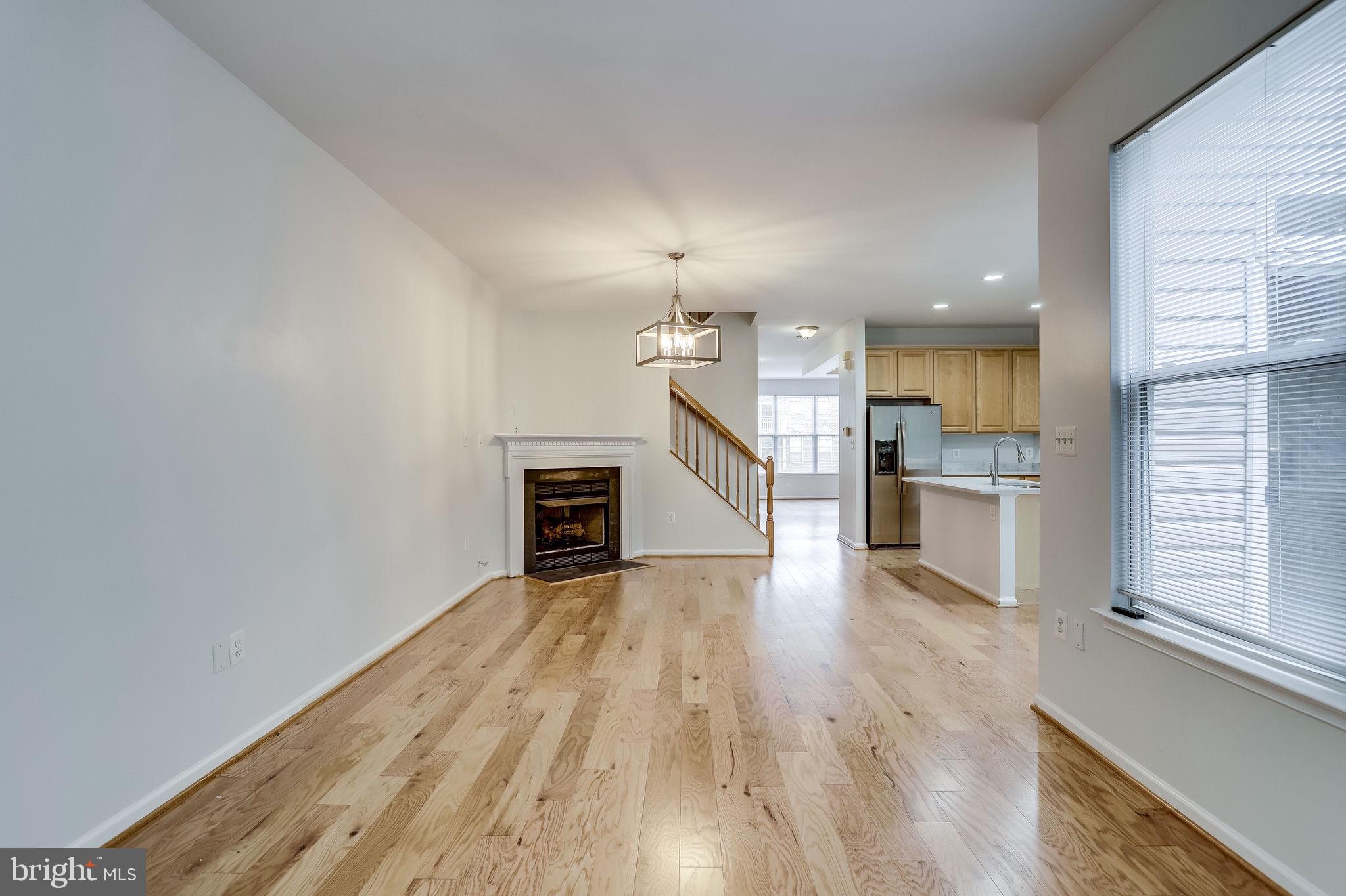 KINGSTOWNE - Residential