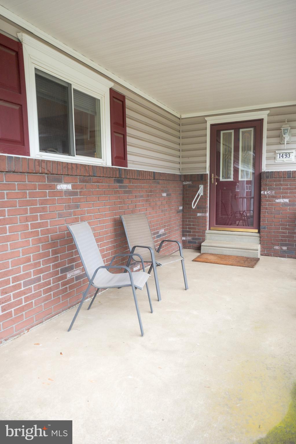 1493 WYNWOOD DRIVE
