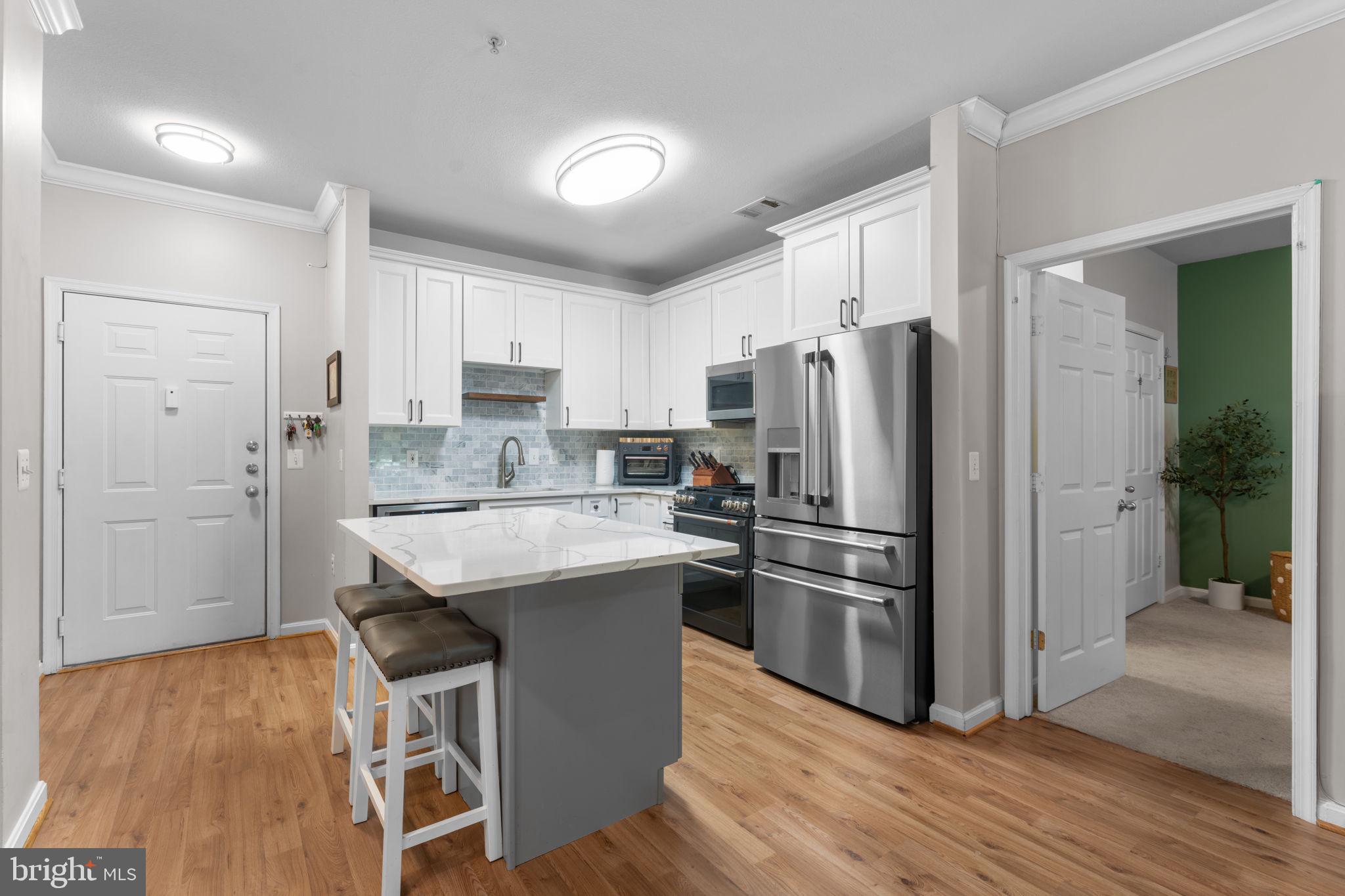 9480 VIRGINIA CENTER BOULEVARD 127