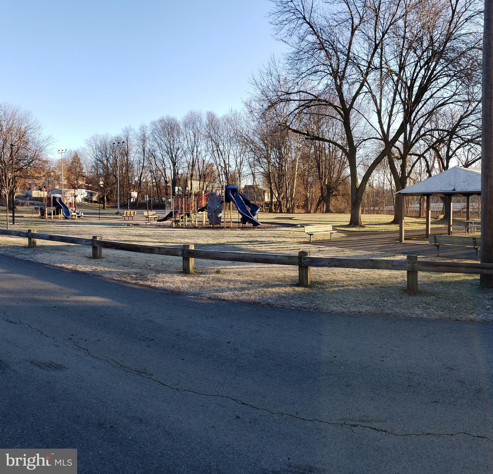 COLUMBIA - Residential