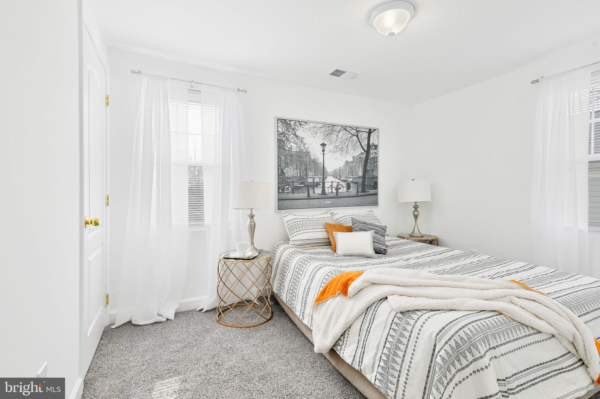 HIGHLAND AT LANDOVER STATION - Residential