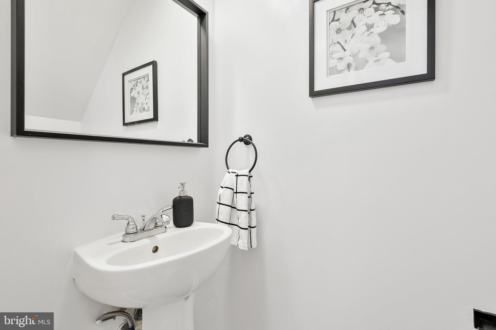 HIGHLAND AT LANDOVER STATION - Residential