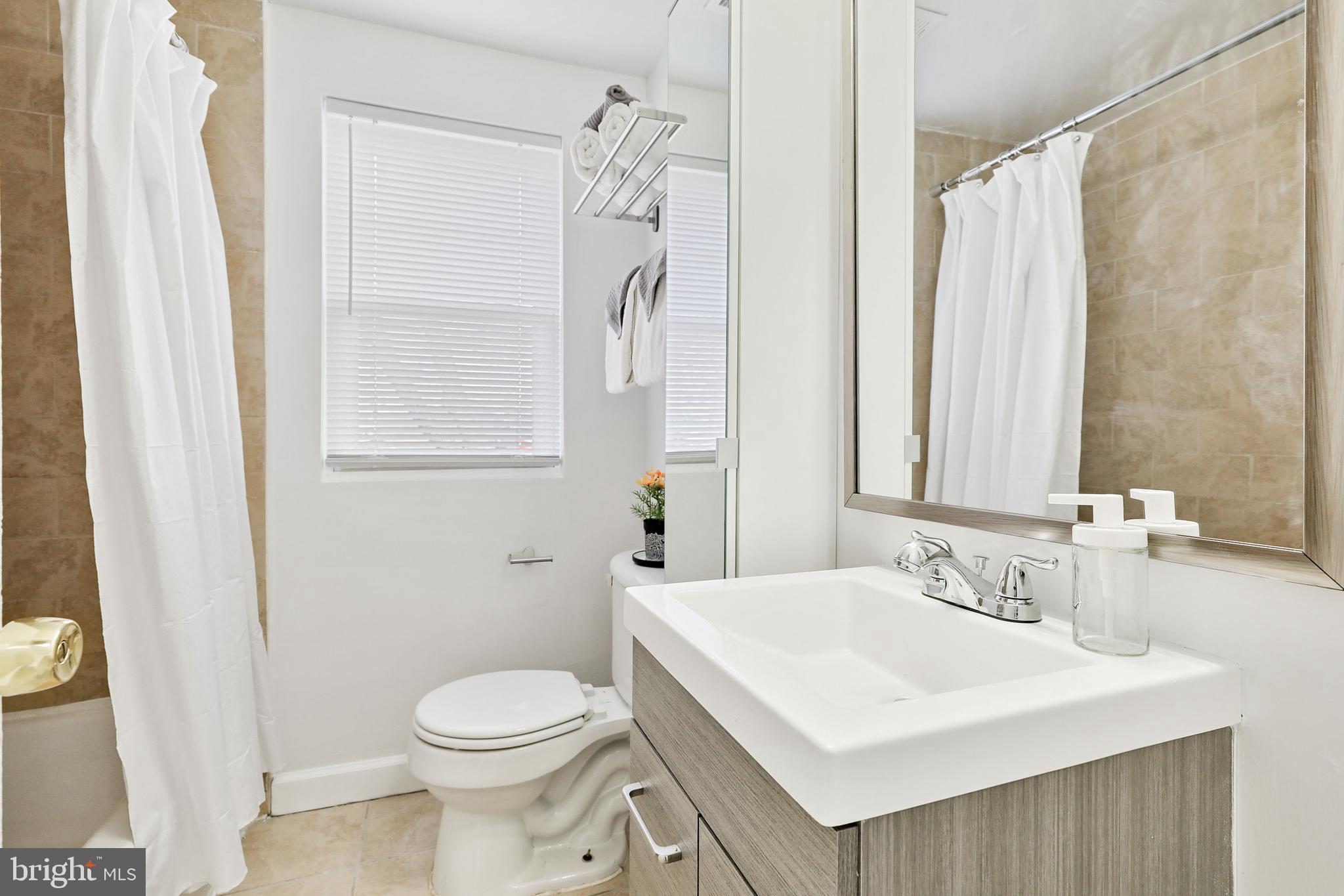 HIGHLAND AT LANDOVER STATION - Residential