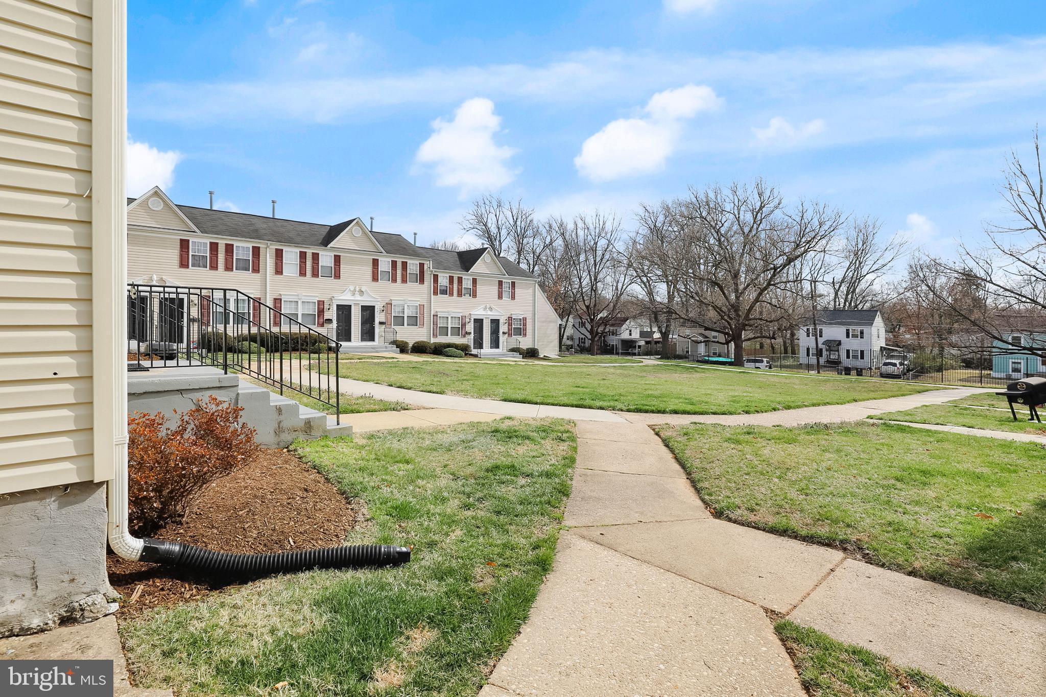 HIGHLAND AT LANDOVER STATION - Residential