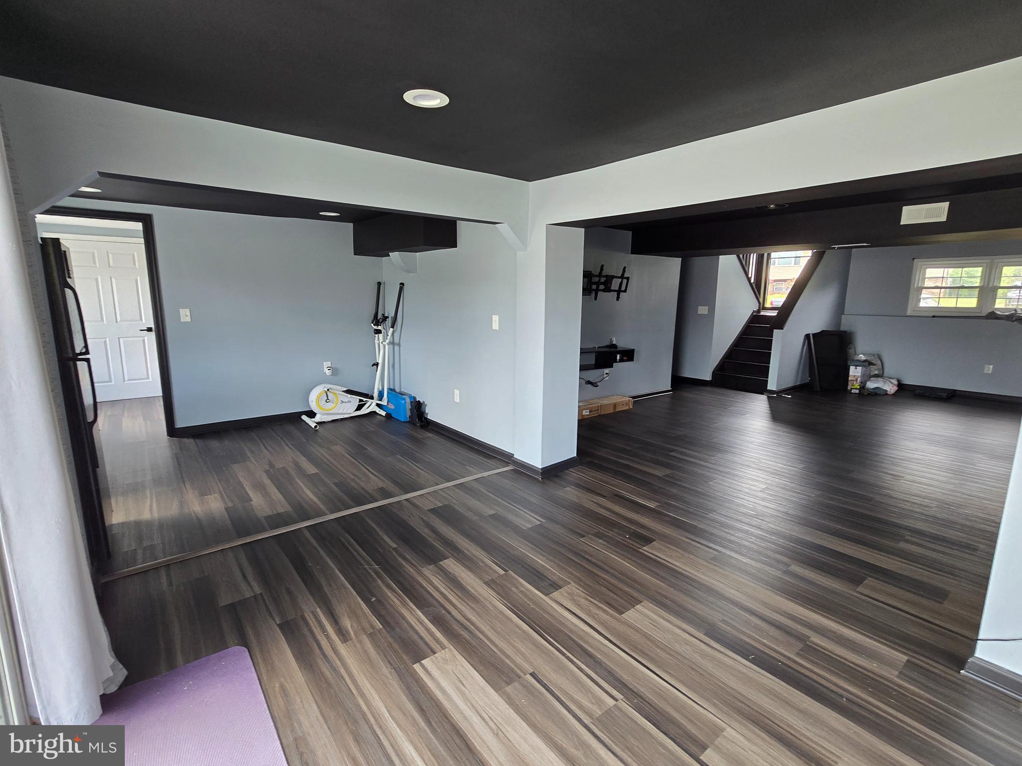 SANDALWOOD - Residential