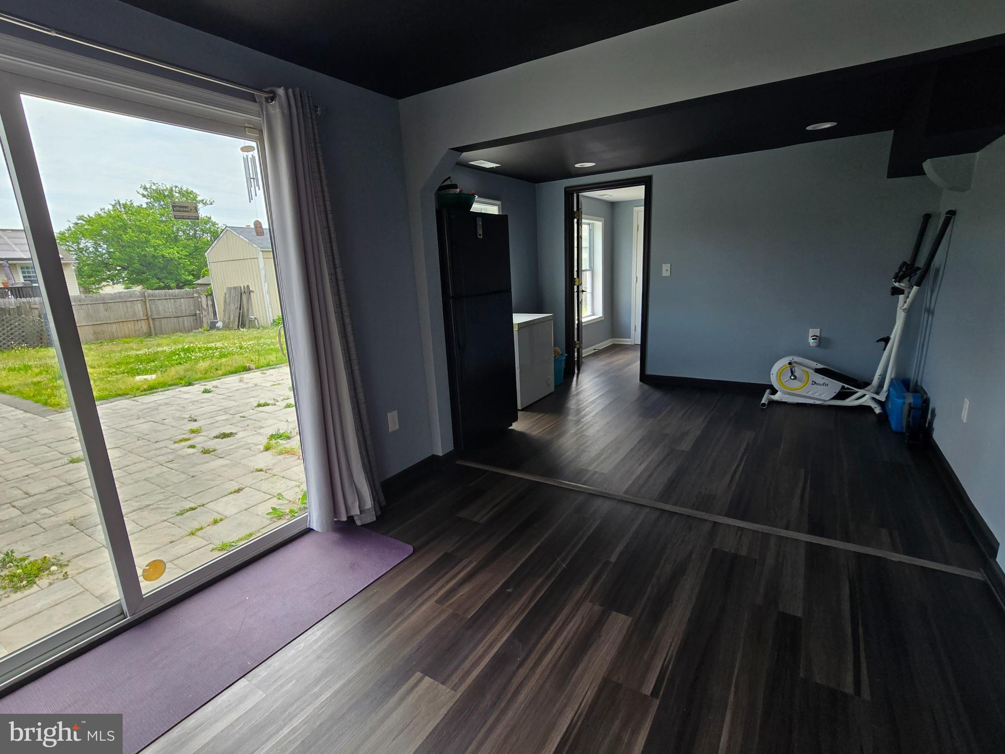 SANDALWOOD - Residential