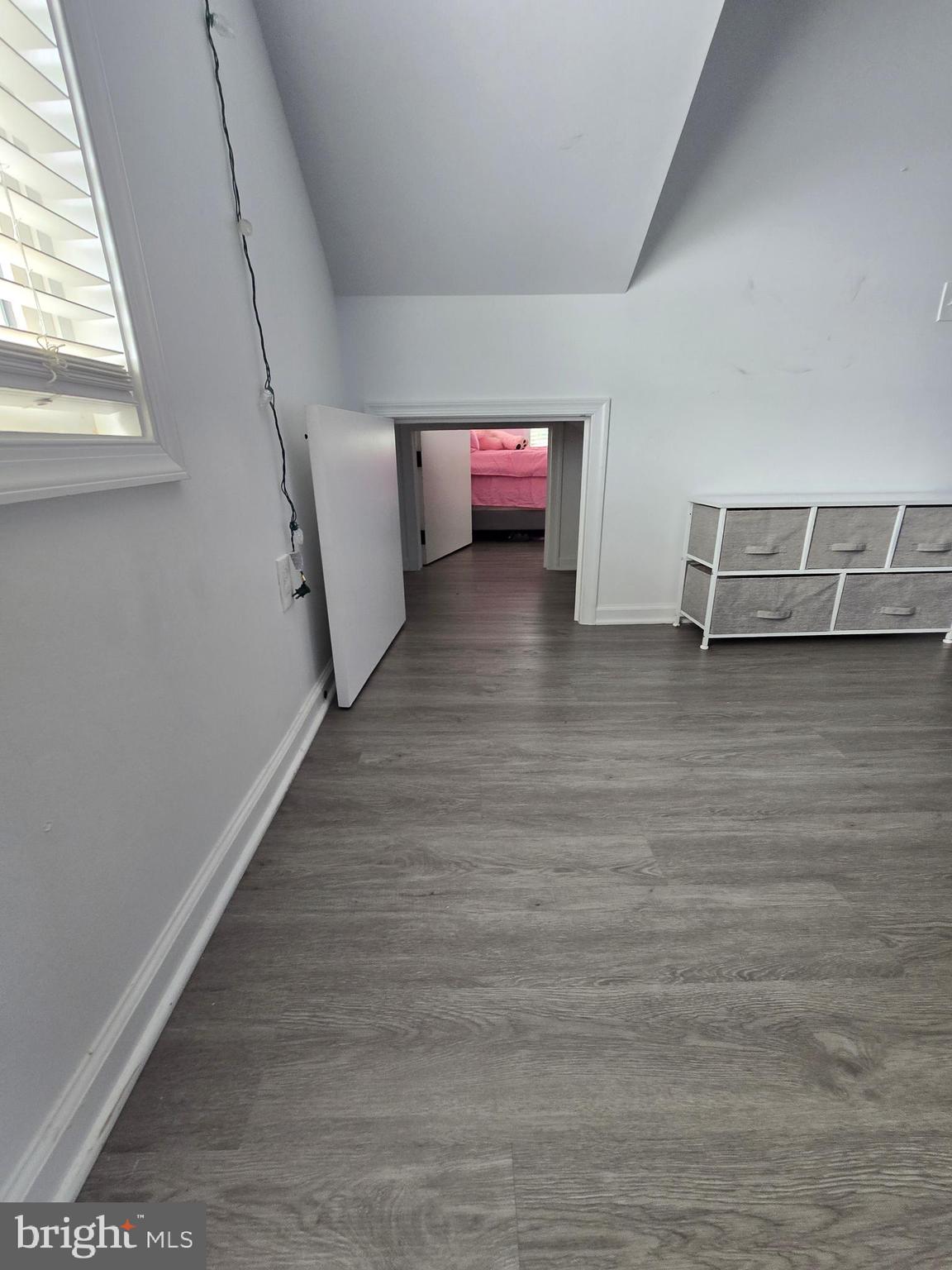 SANDALWOOD - Residential