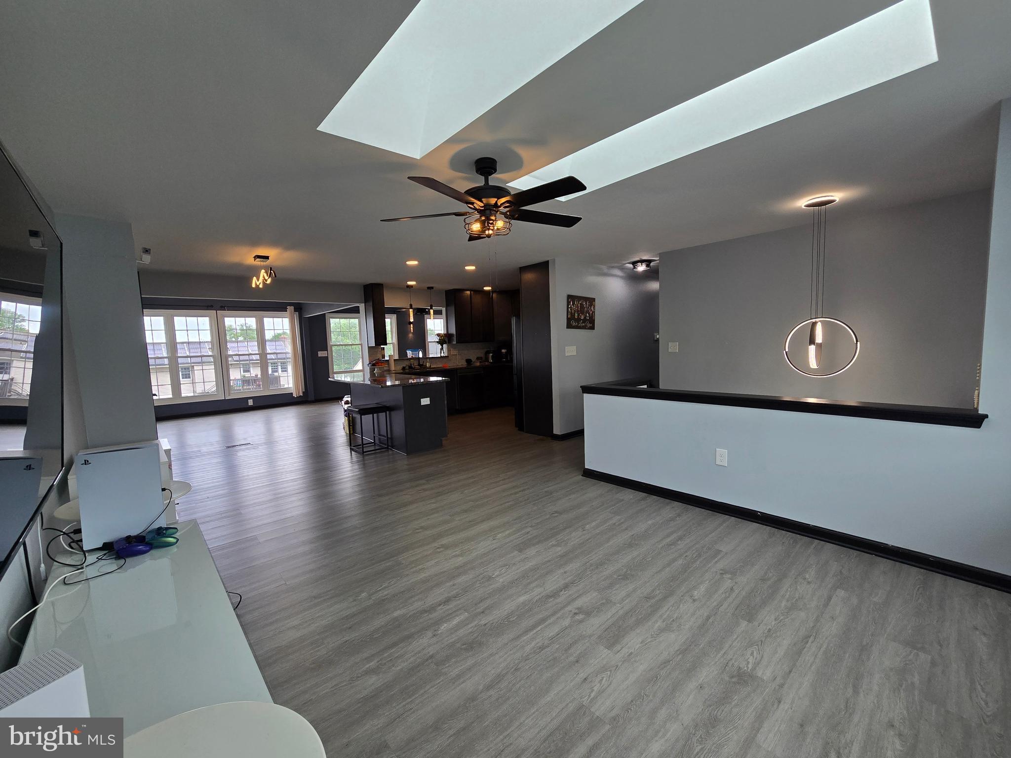 SANDALWOOD - Residential