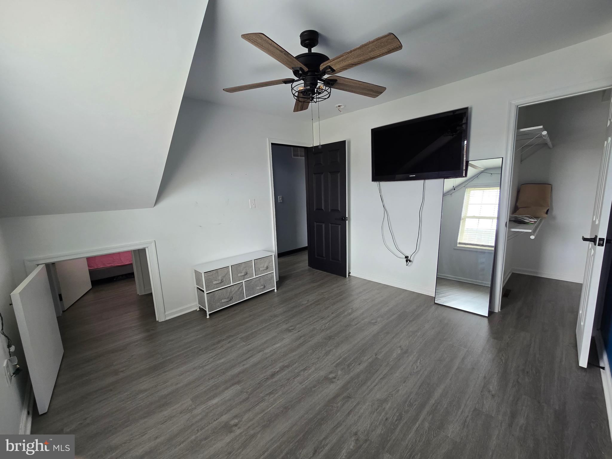 SANDALWOOD - Residential