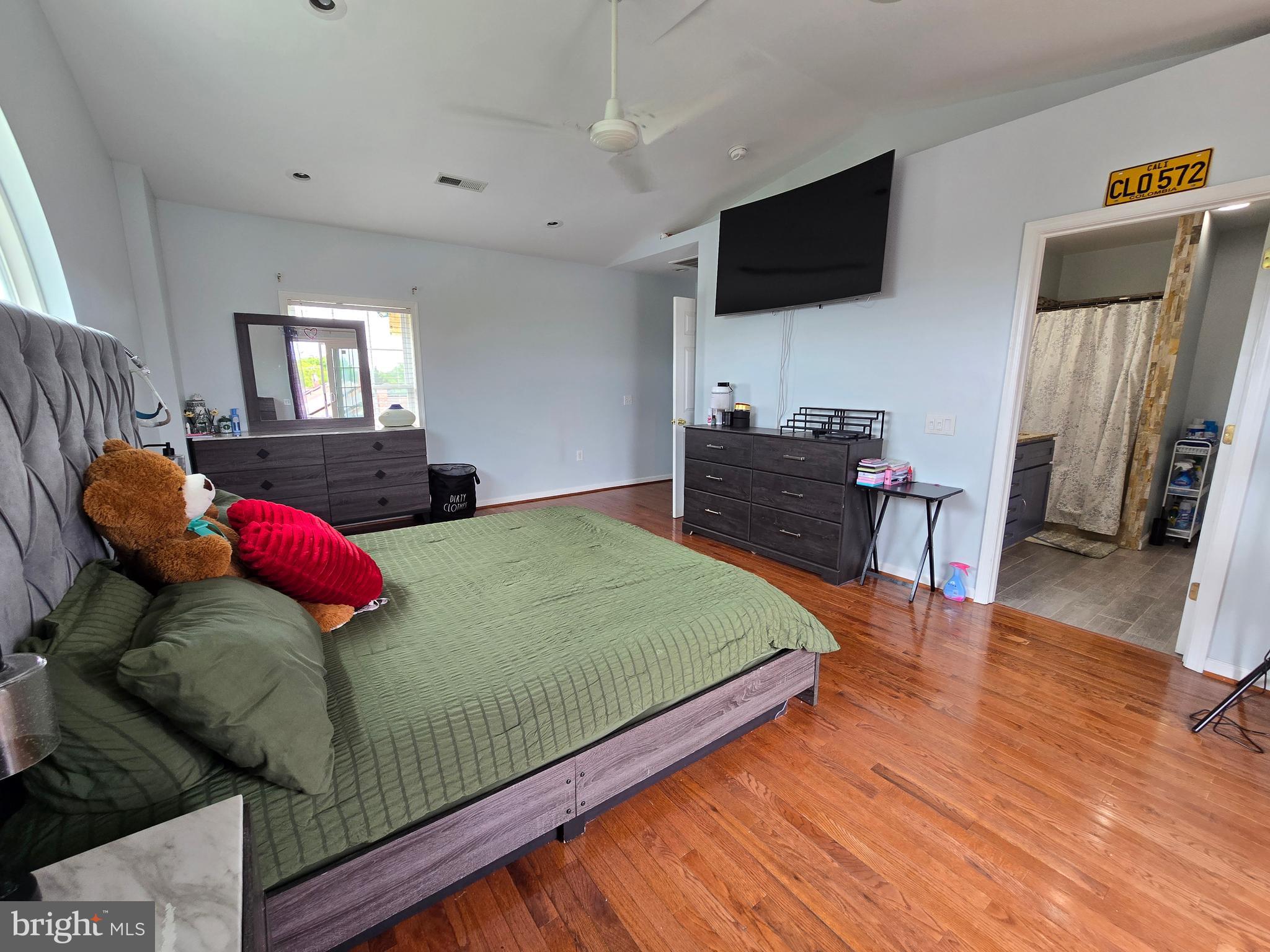 SANDALWOOD - Residential