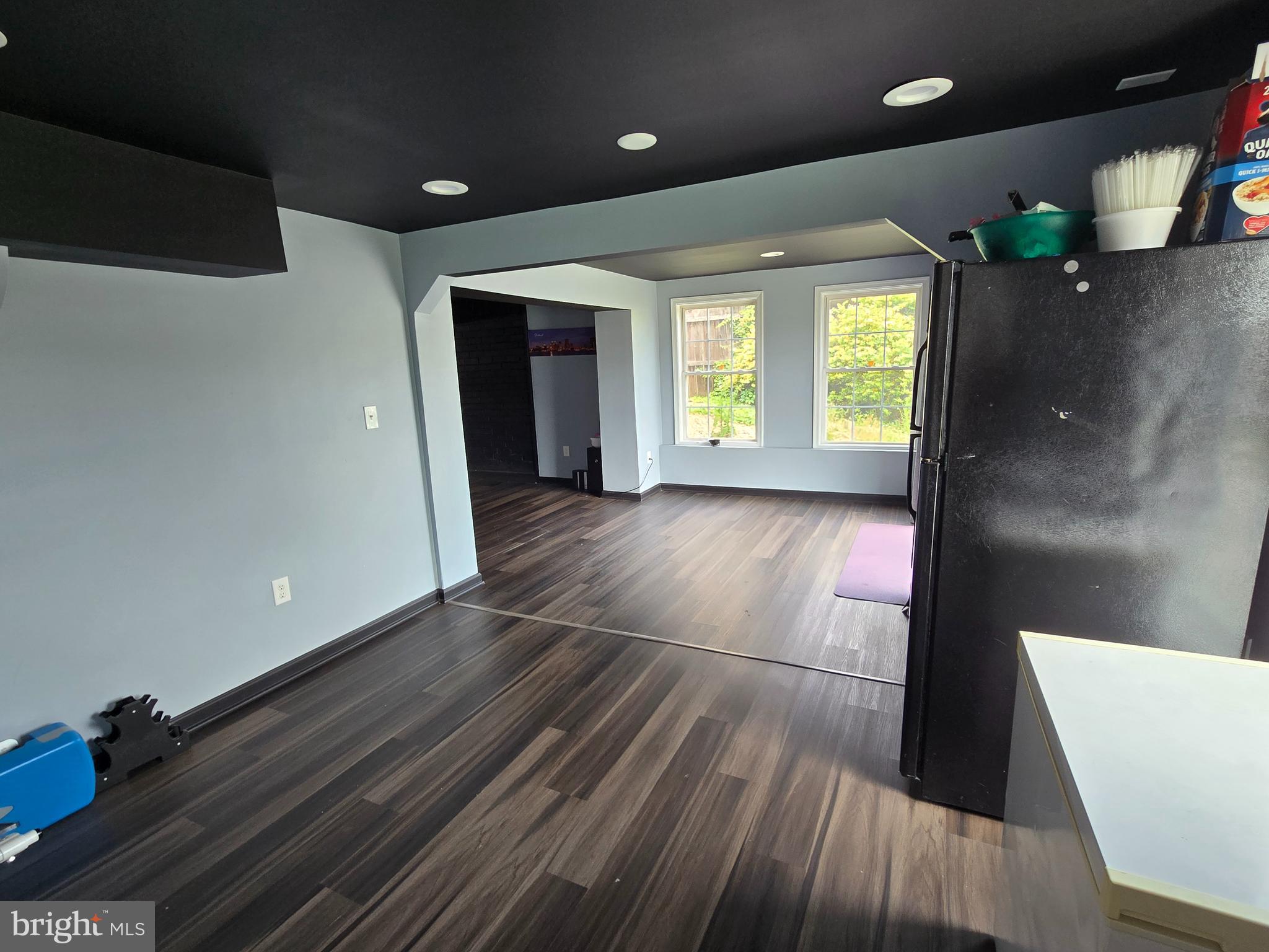 SANDALWOOD - Residential