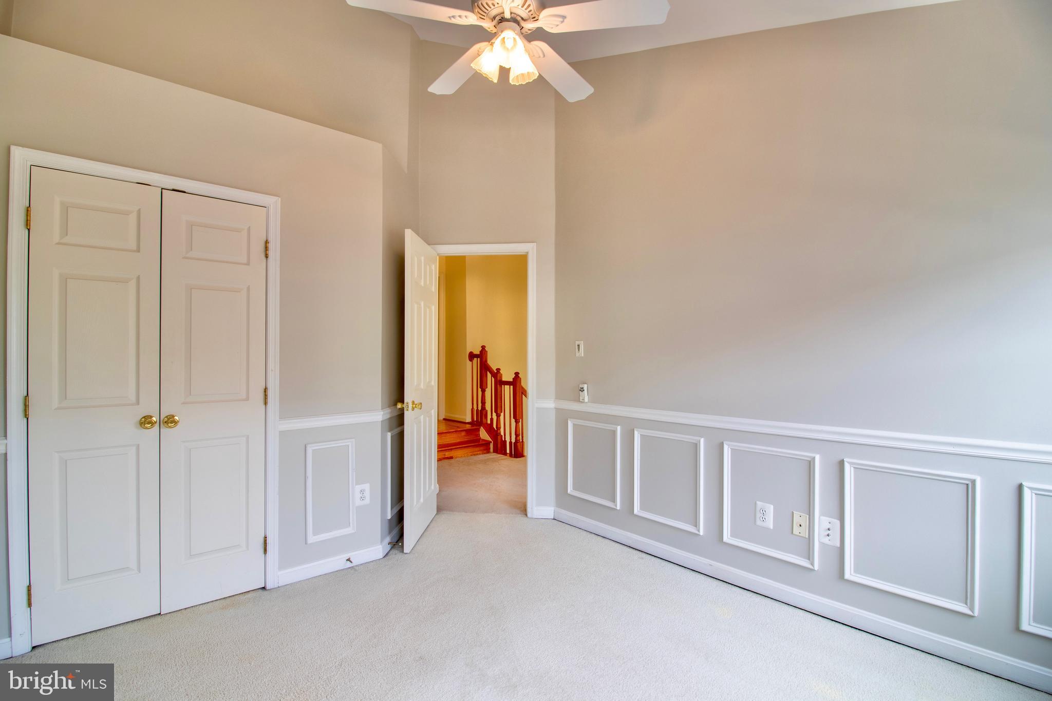 ISLAND CREEK - Residential