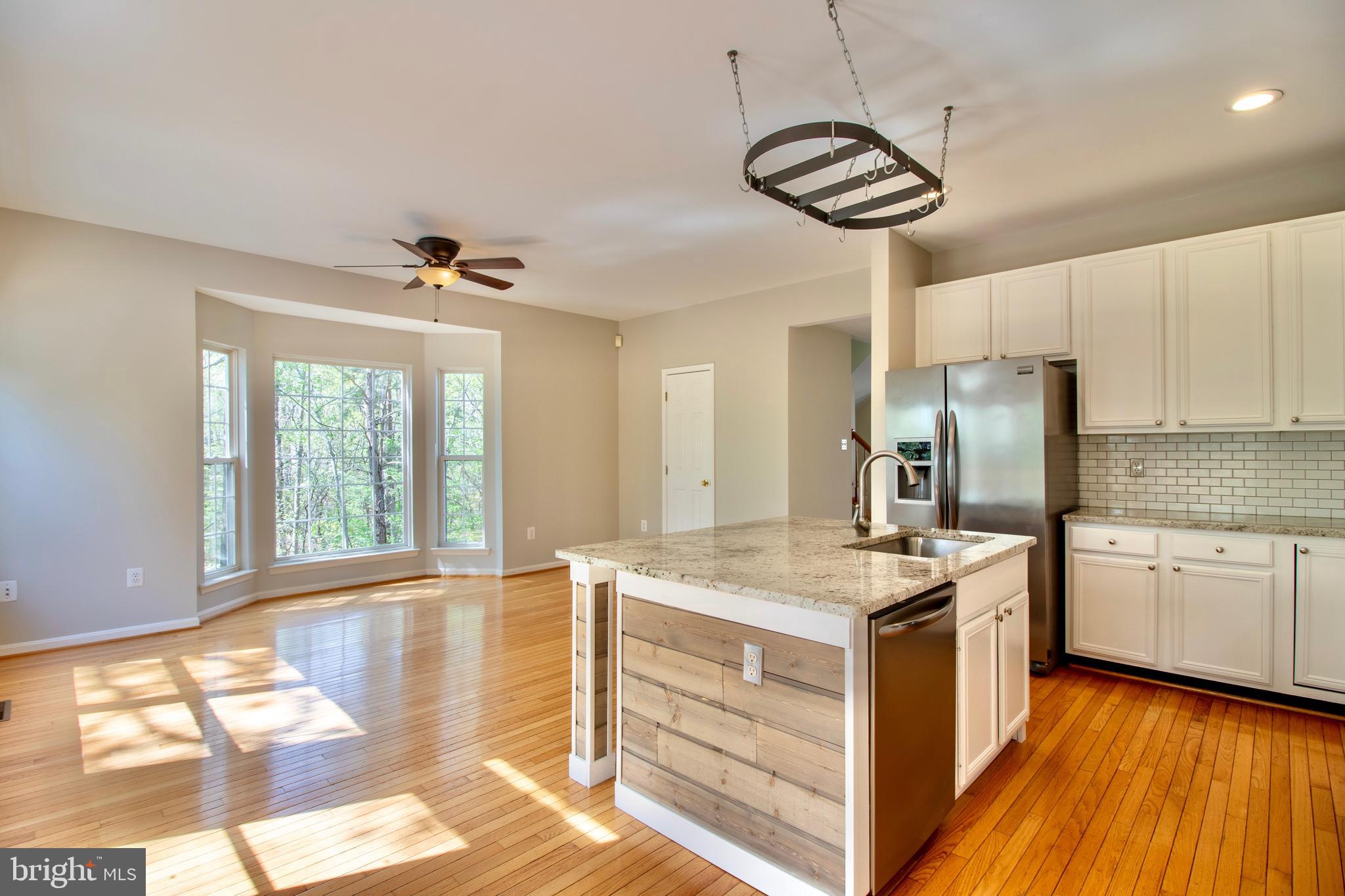 ISLAND CREEK - Residential