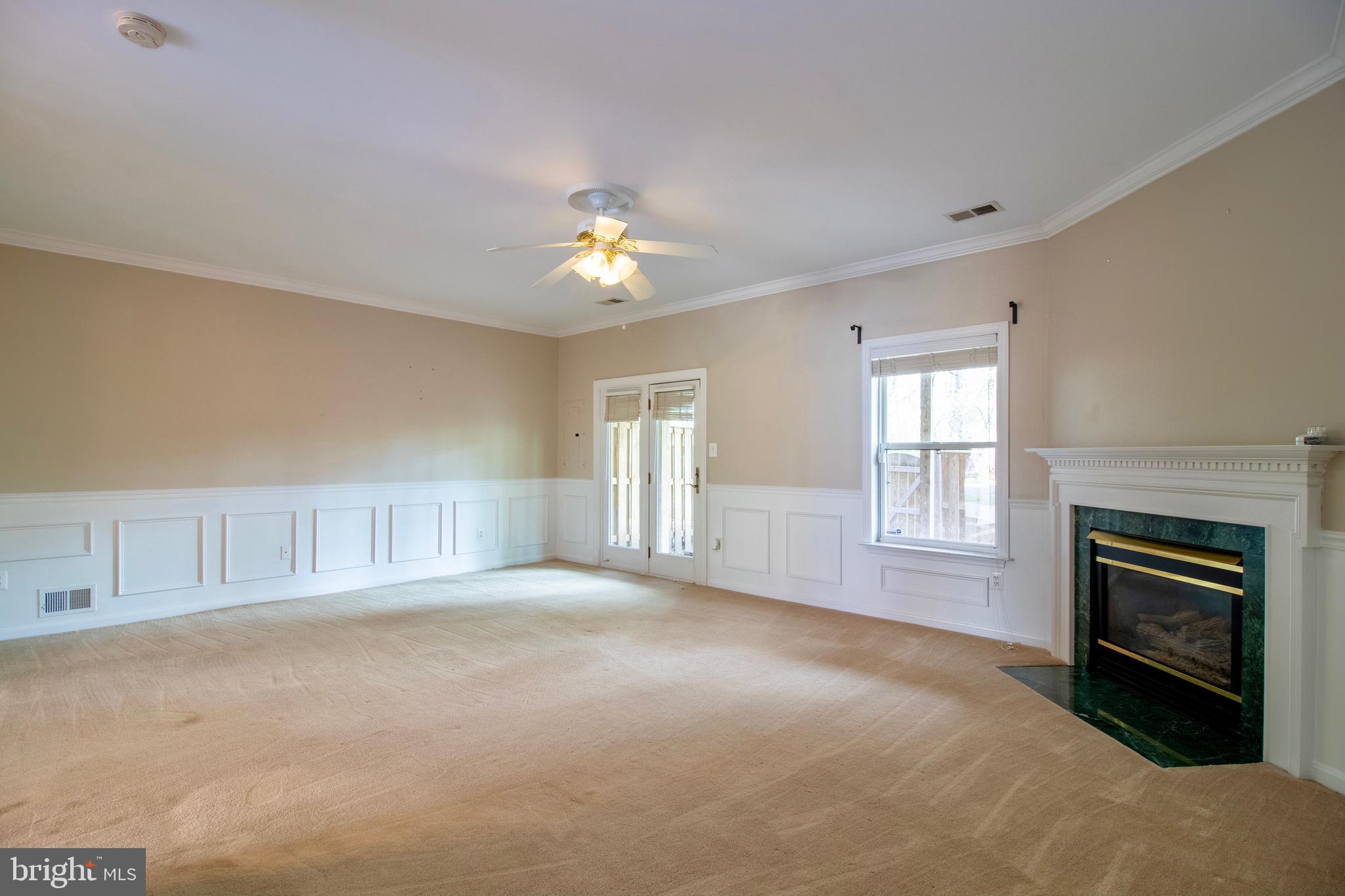 ISLAND CREEK - Residential