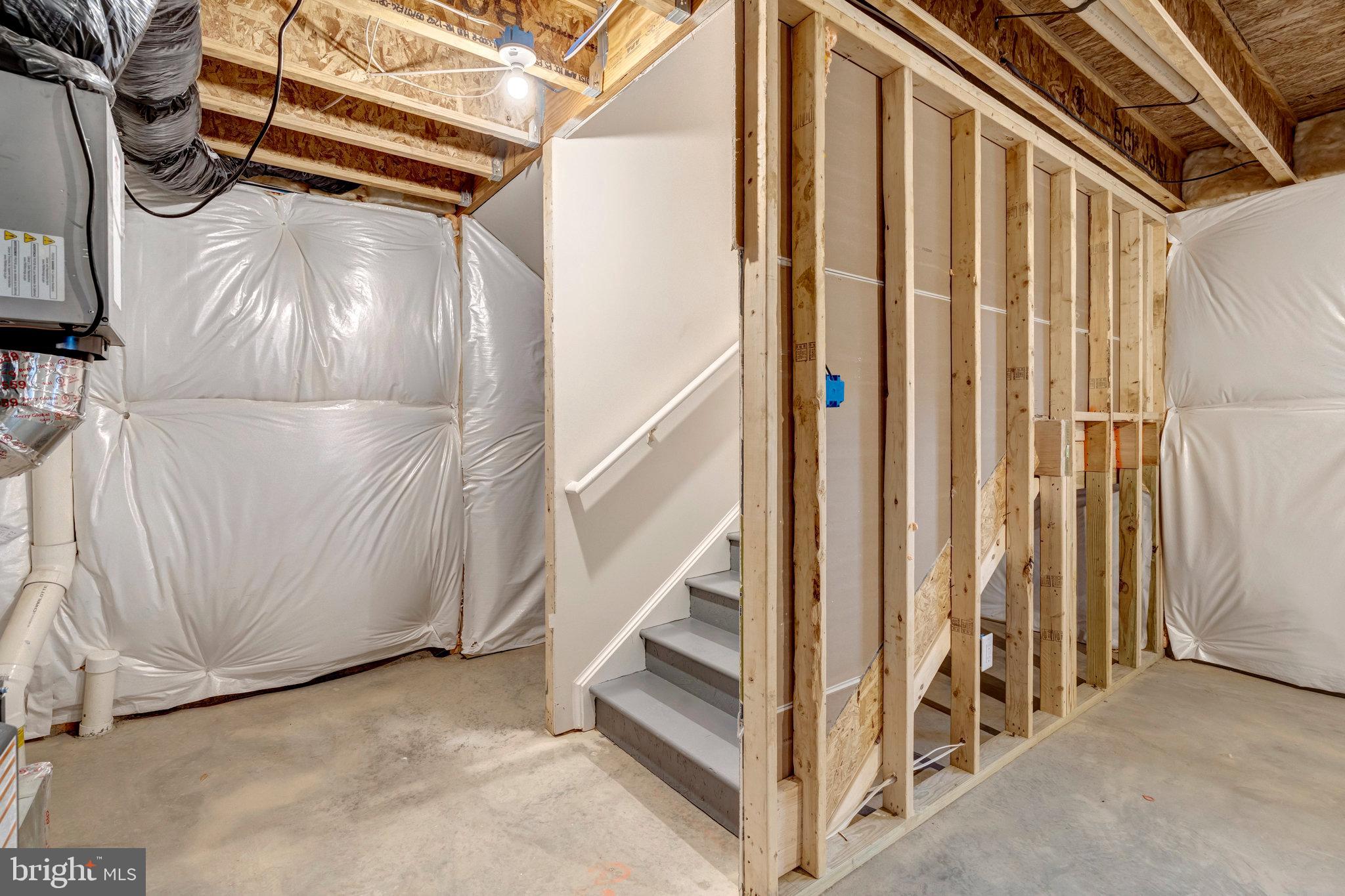 MIDDLETOWN - Residential