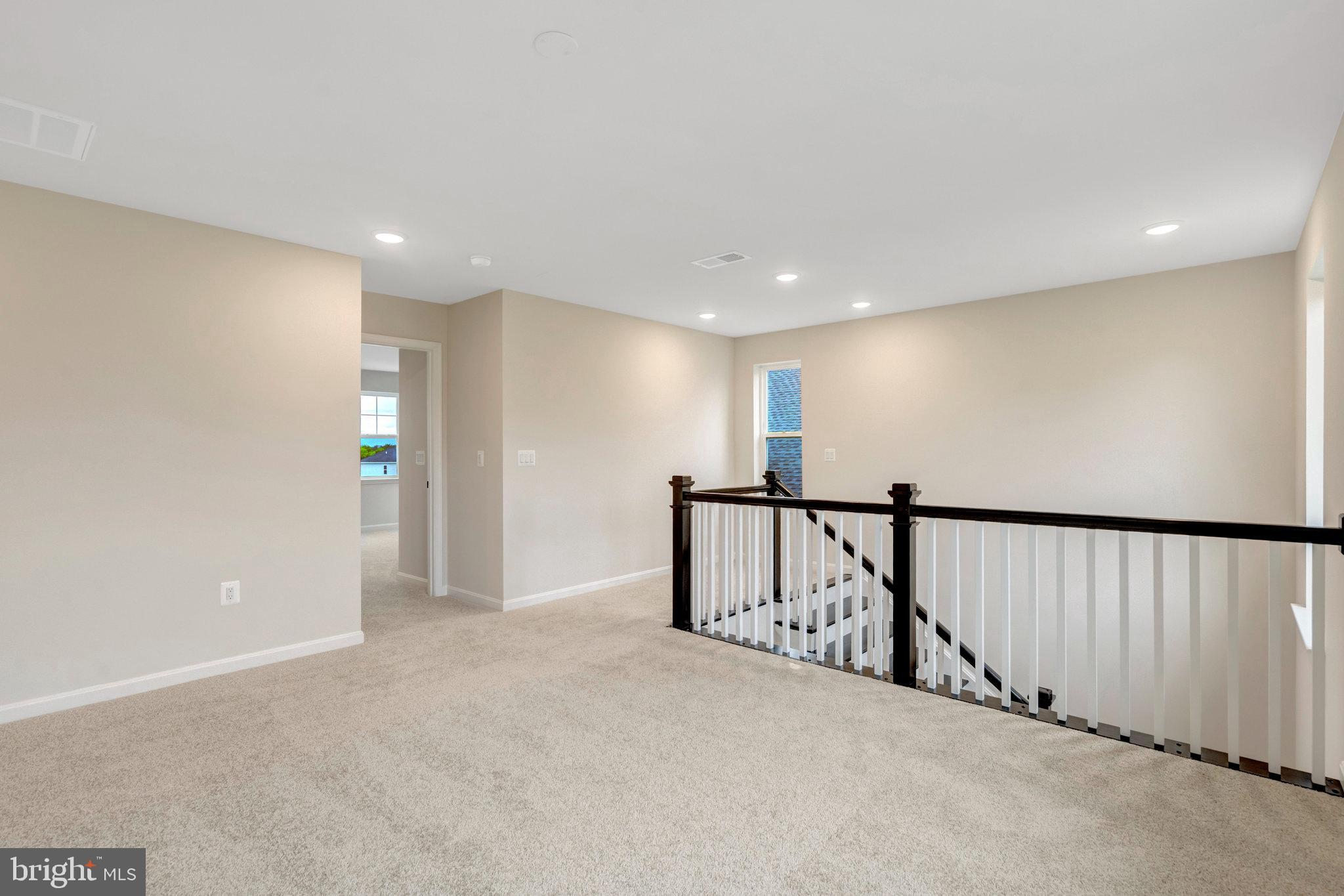 MIDDLETOWN - Residential