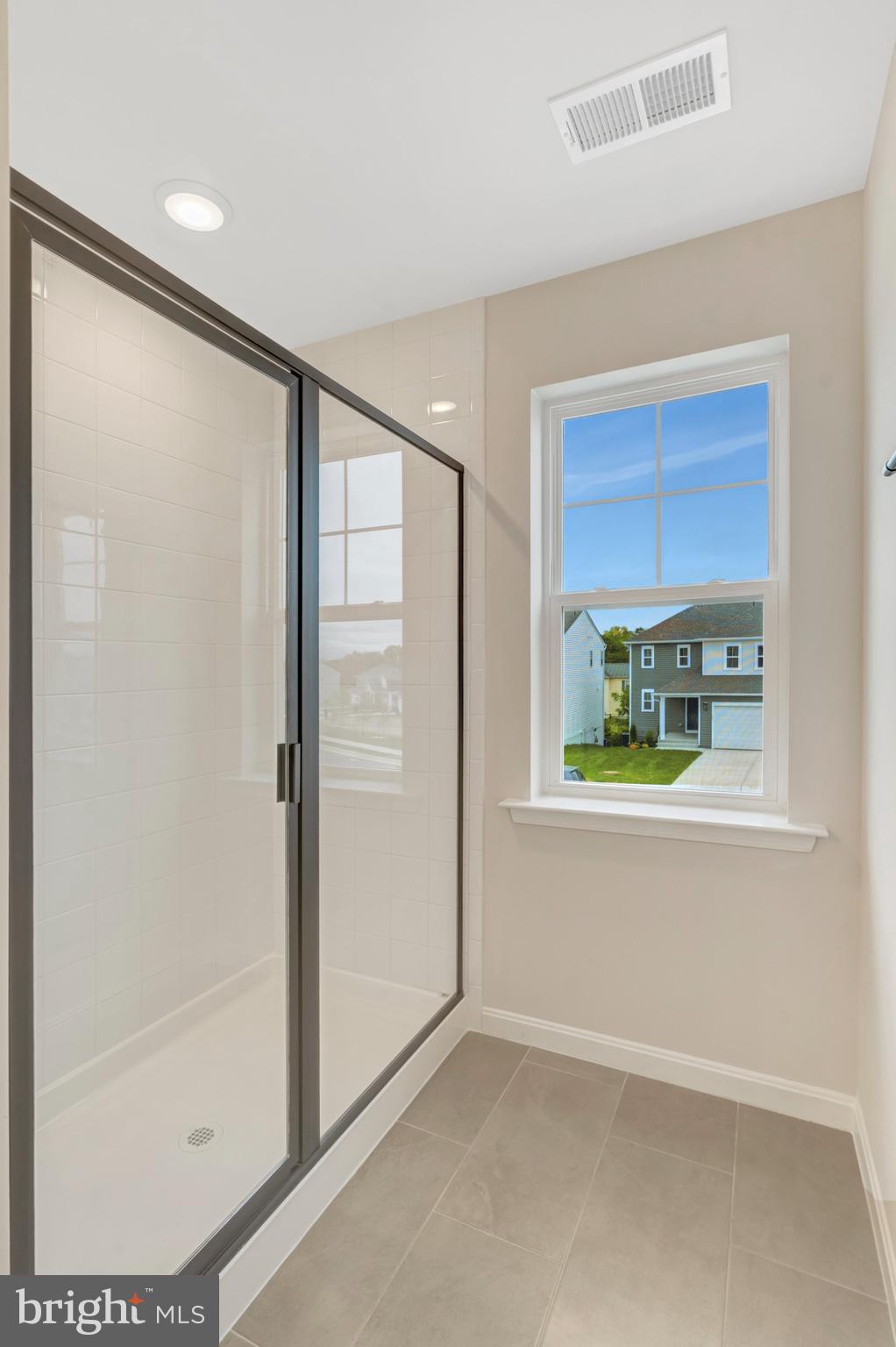 MIDDLETOWN - Residential