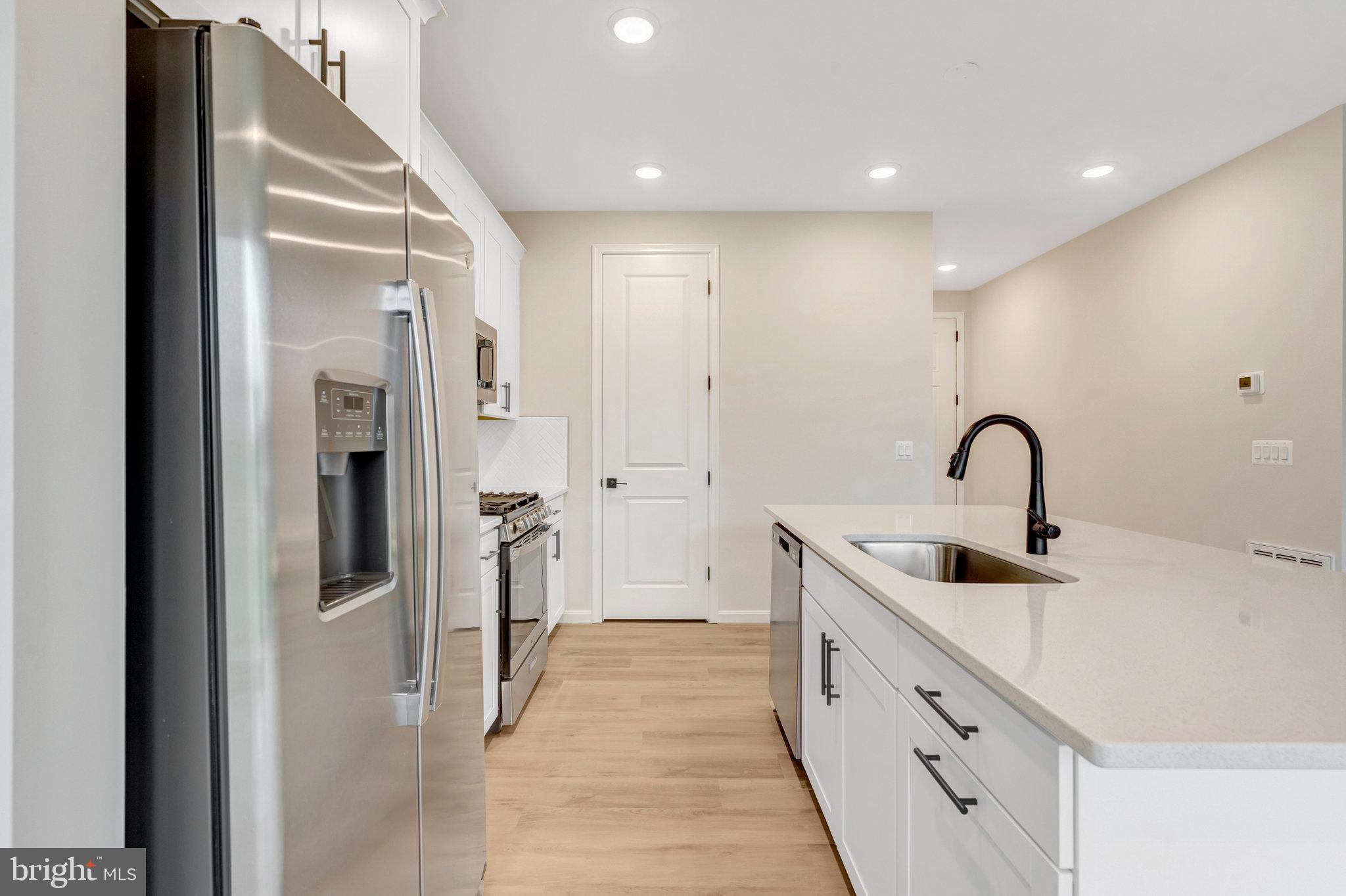 MIDDLETOWN - Residential